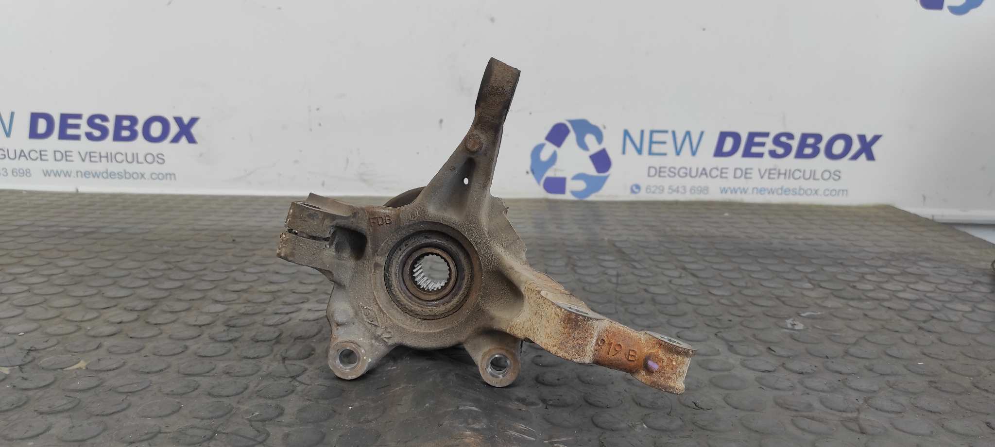 MANGUETA DELANTERA IZQUIERDA DACIA SANDERO