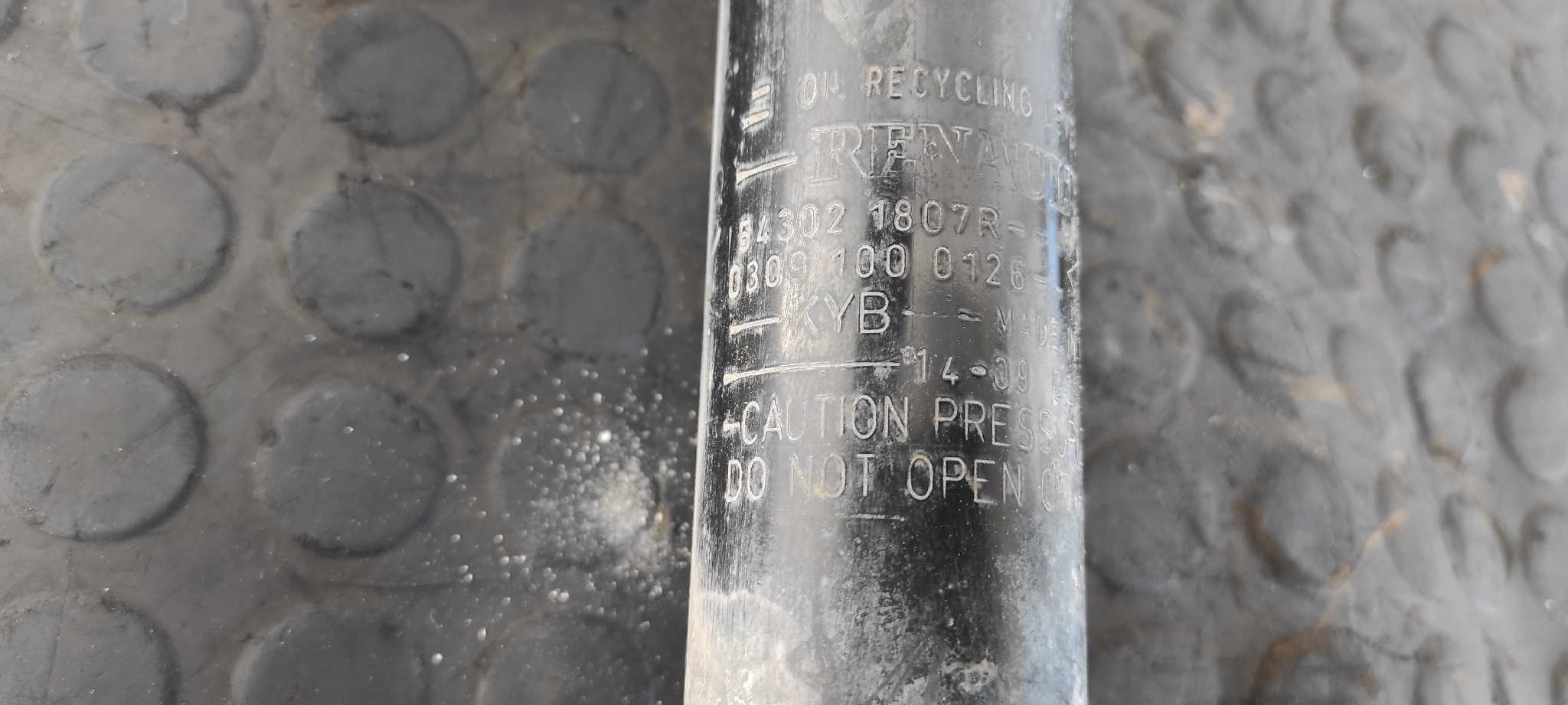 AMORTIGUADOR DELANTERO IZQUIERDO DACIA SANDERO - vista 2