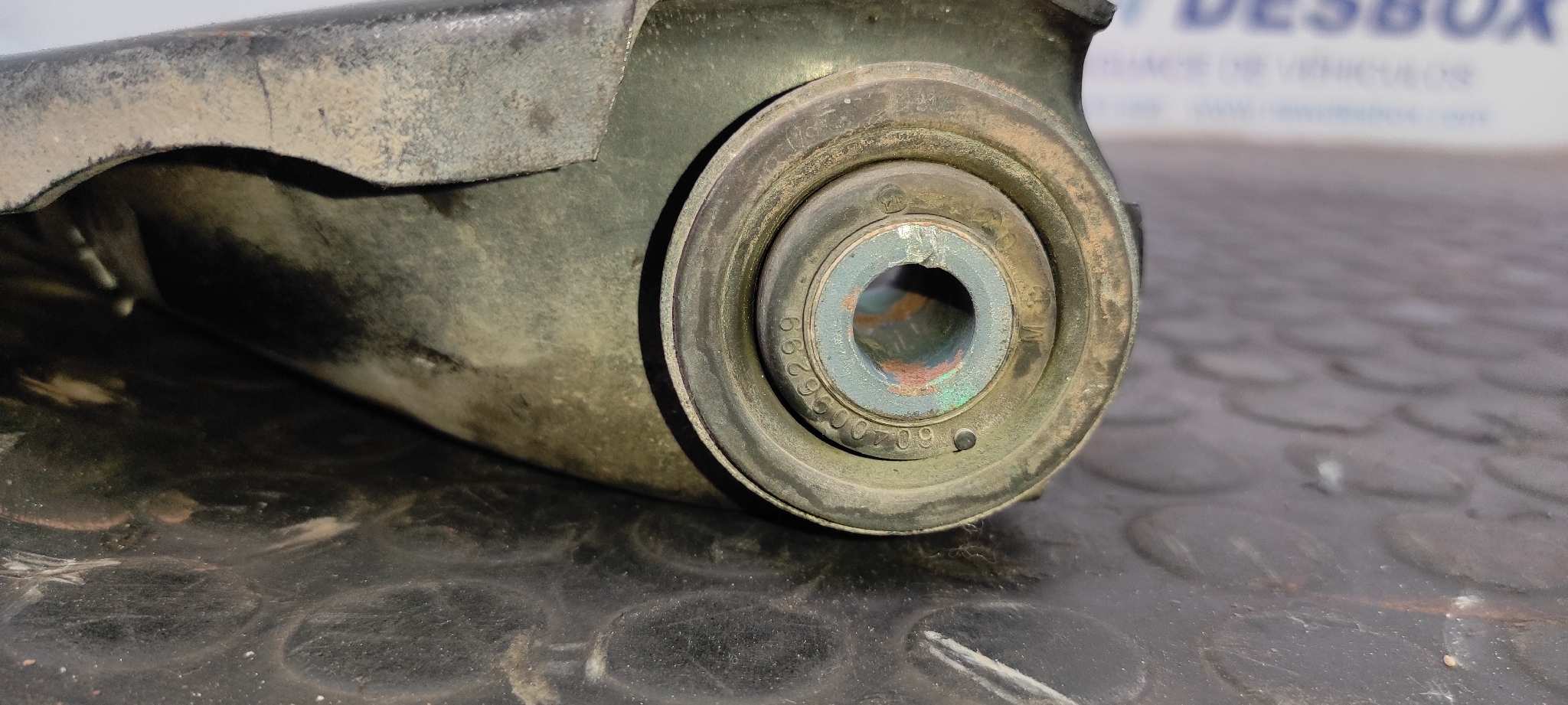 BRAZO DERECHO INFERIOR DELANTERO DACIA SANDERO - vista 6