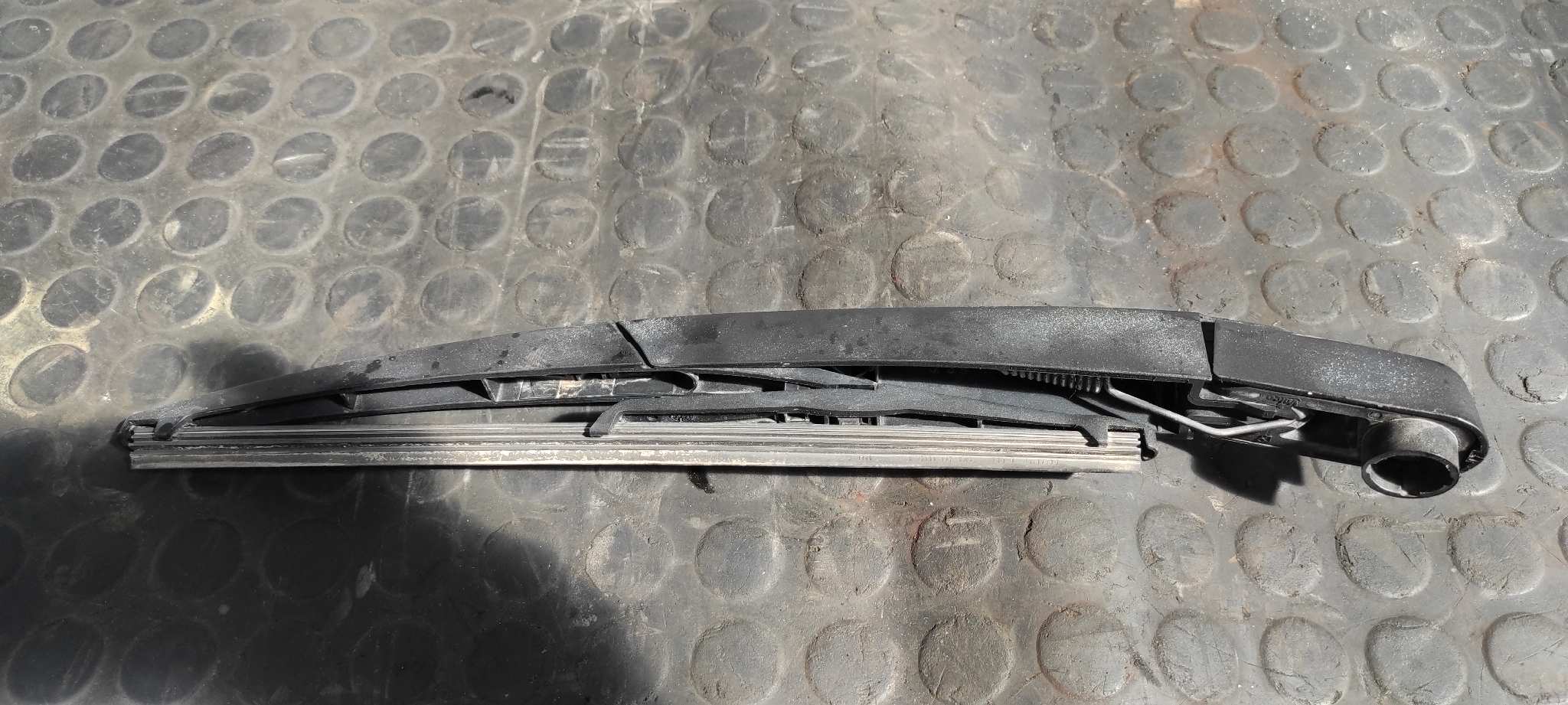 BRAZO LIMPIA TRASERO DACIA SANDERO - vista 3