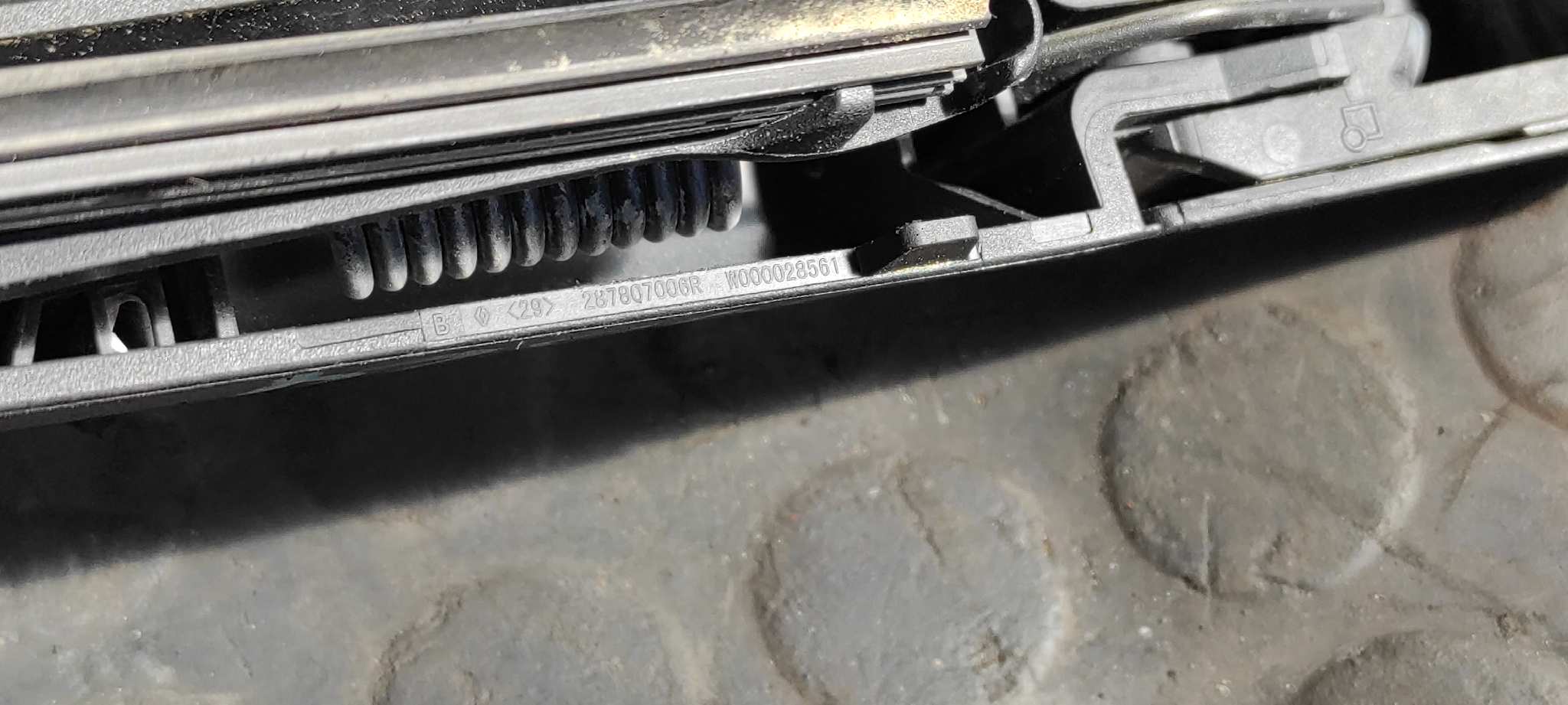 BRAZO LIMPIA TRASERO DACIA SANDERO - vista 4