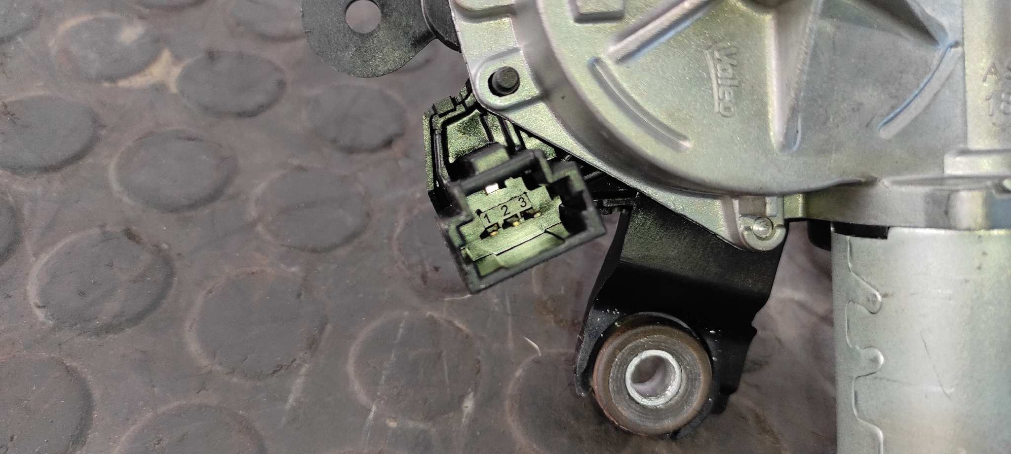 MOTOR LIMPIA TRASERO DACIA SANDERO - vista 7