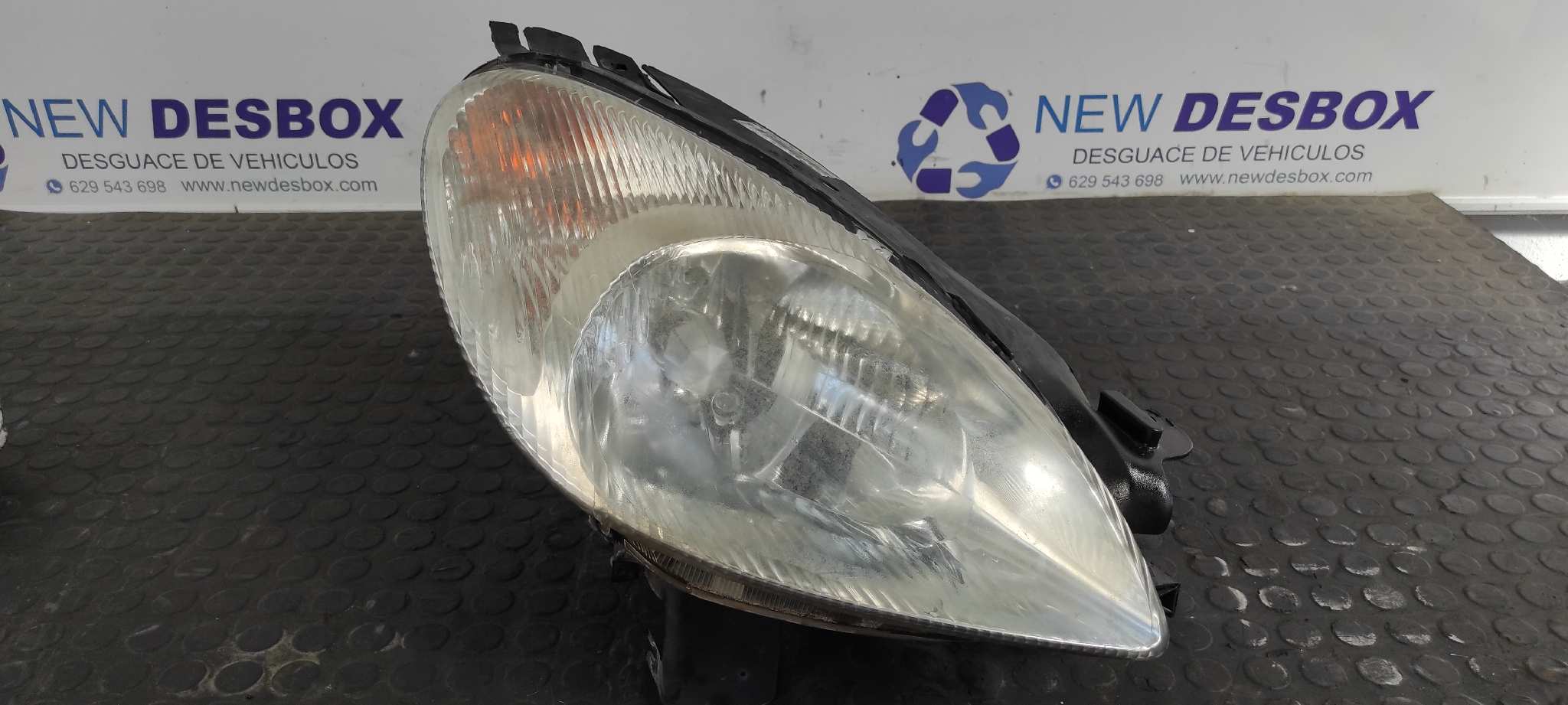 FARO DERECHO CITROEN XSARA PICASSO