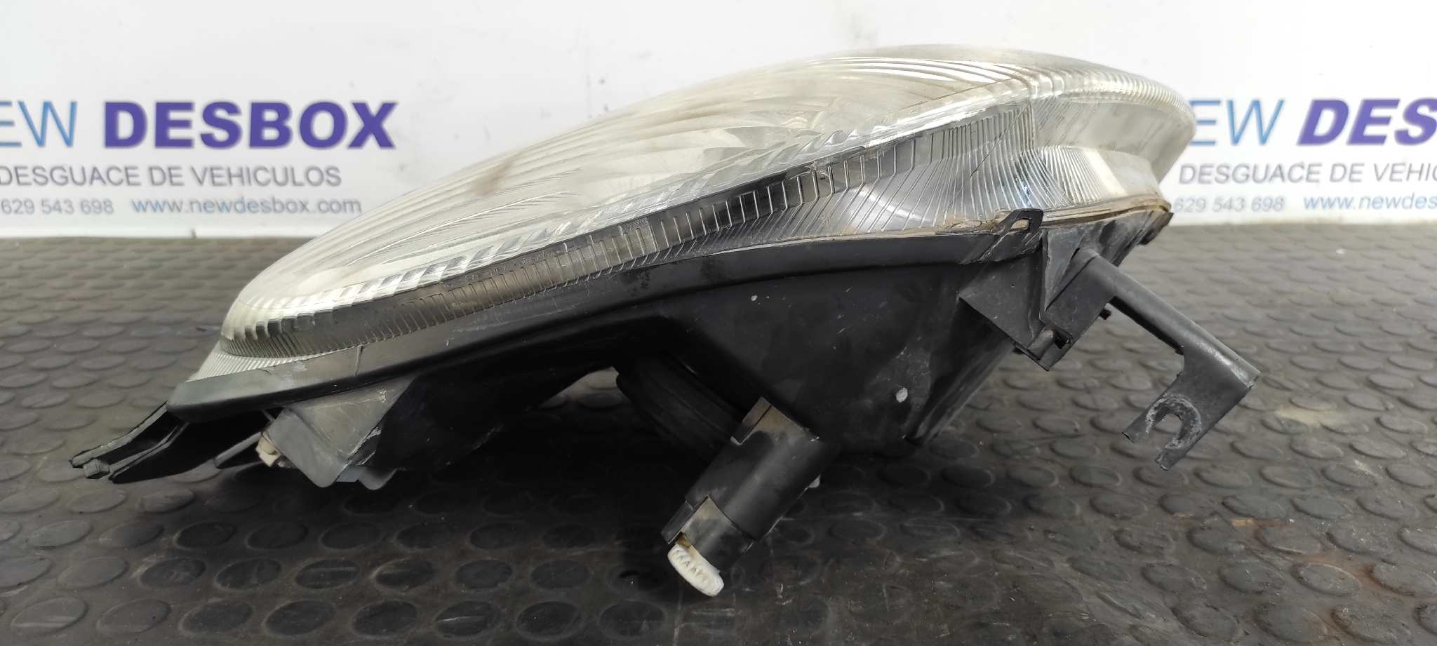 FARO DERECHO CITROEN XSARA PICASSO - vista 7