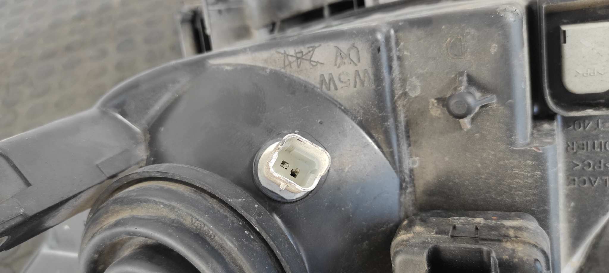 FARO DERECHO CITROEN XSARA PICASSO - vista 4