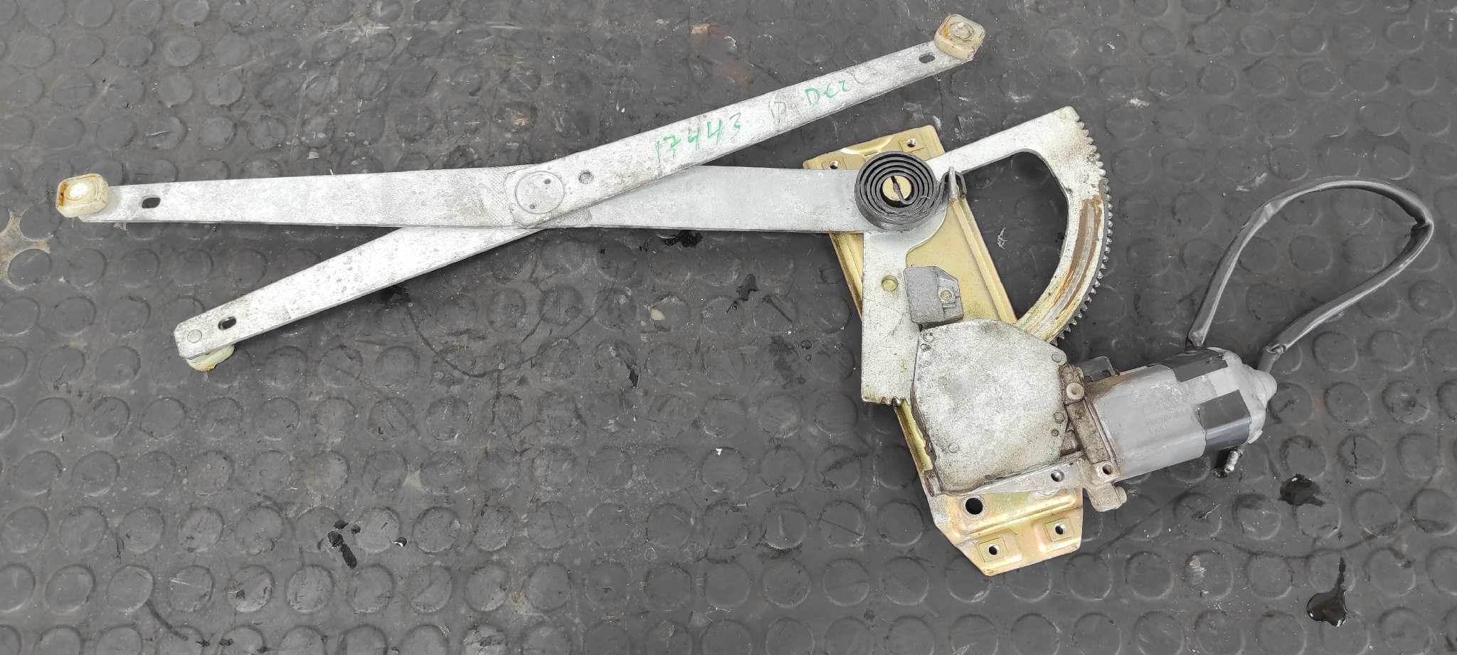 ELEVALUNAS DELANTERO DERECHO LAND ROVER DISCOVERY (SALLJG/LJ)