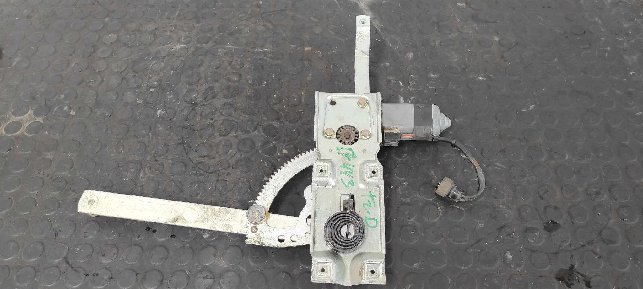 ELEVALUNAS TRASERO DERECHO LAND ROVER DISCOVERY (SALLJG/LJ) - vista 2