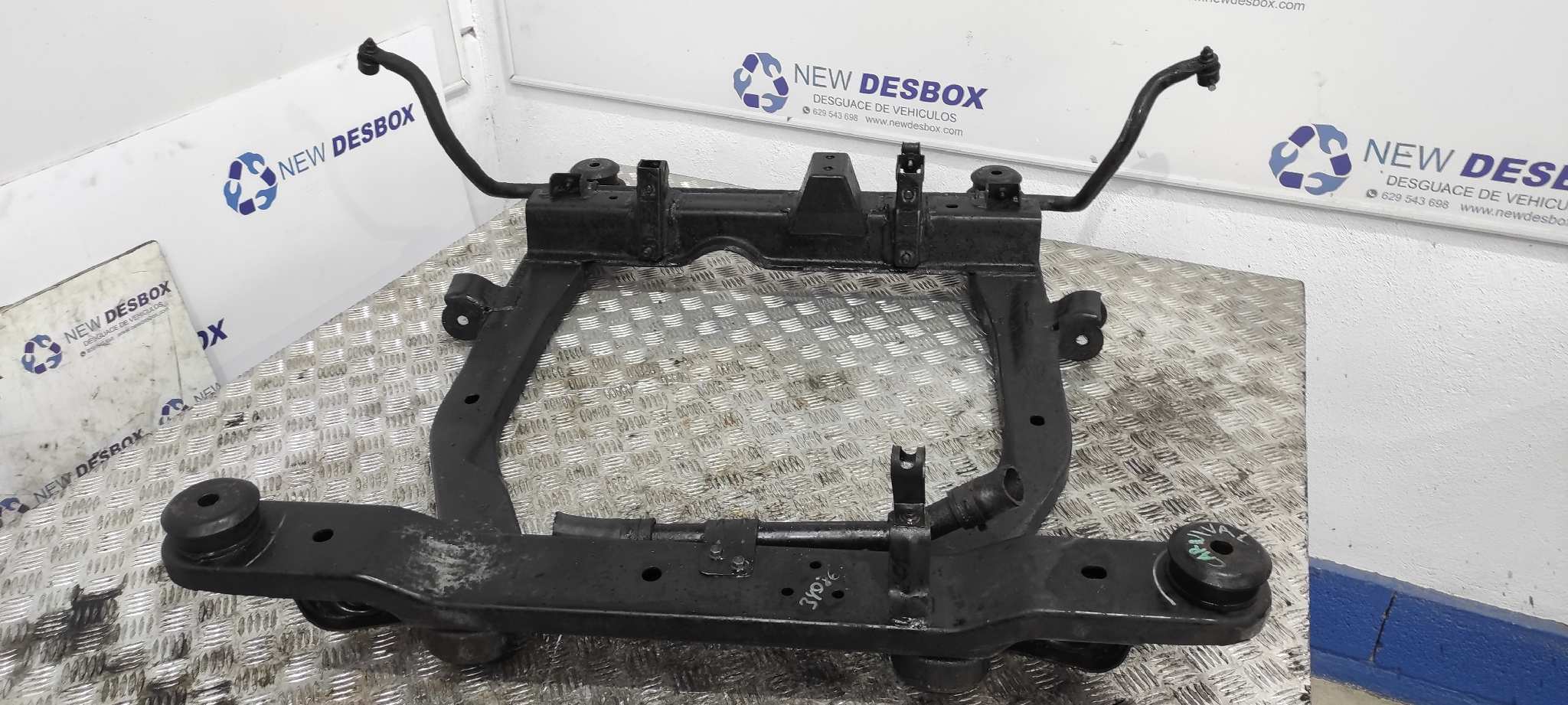 PUENTE DELANTERO KIA CARNIVAL