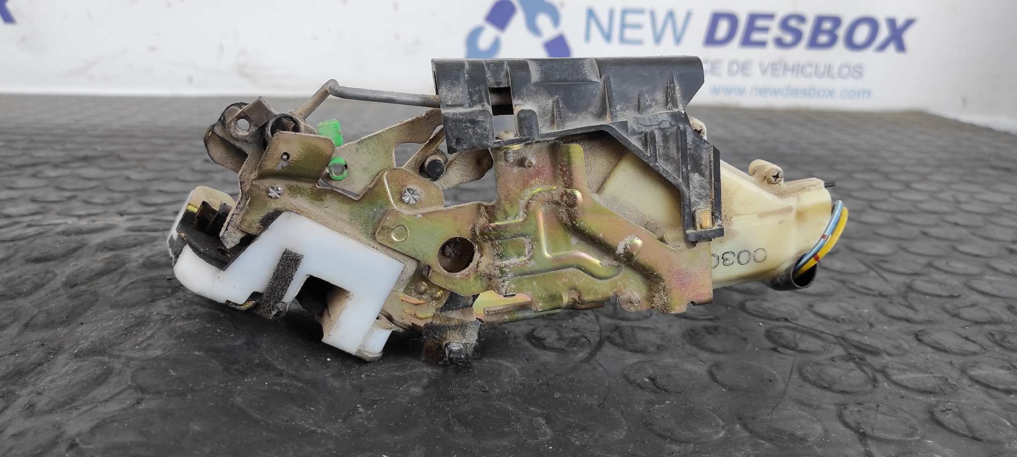 CERRADURA PUERTA TRASERA IZQUIERDA FORD RANGER (ER) - vista 3