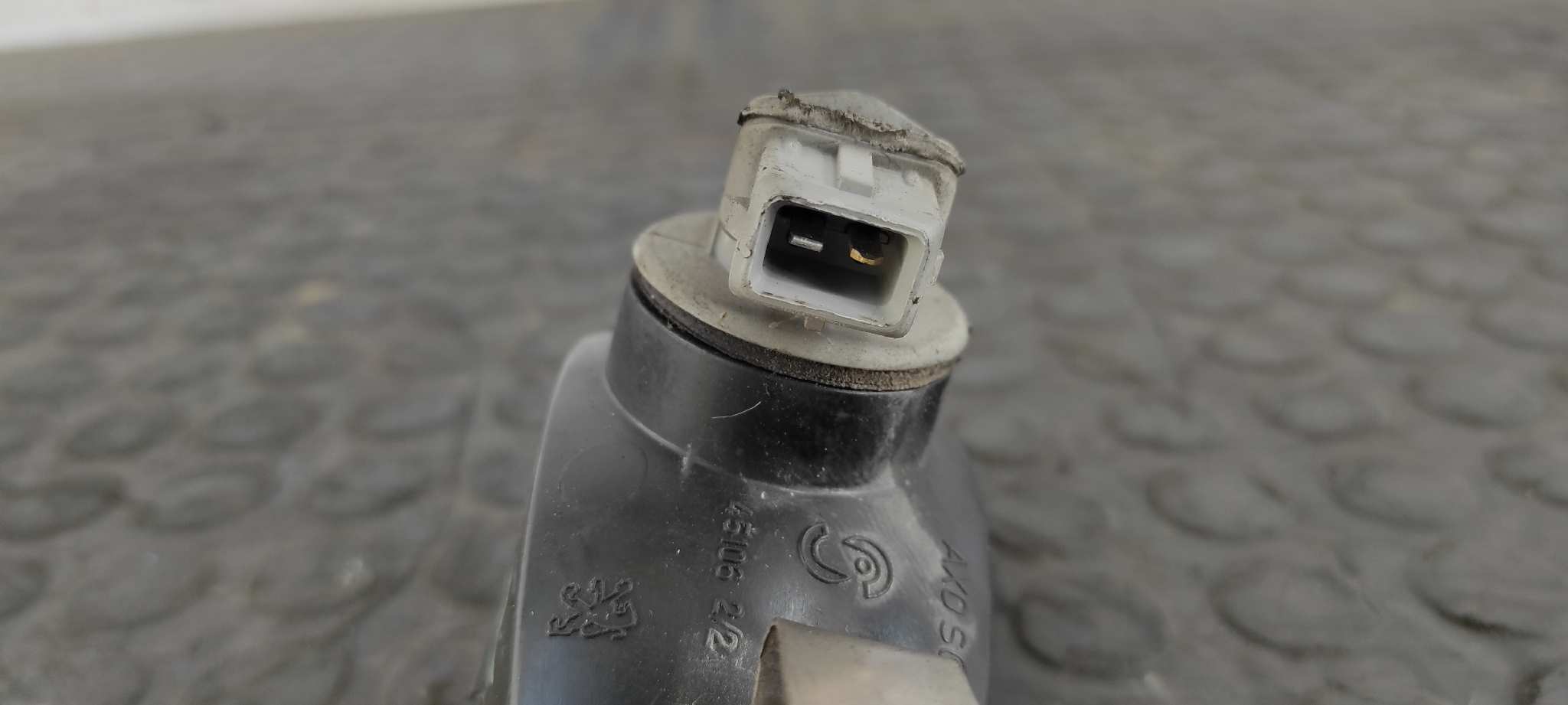 LUZ CENTRAL DE FRENO NISSAN KUBISTAR (X76) - vista 7