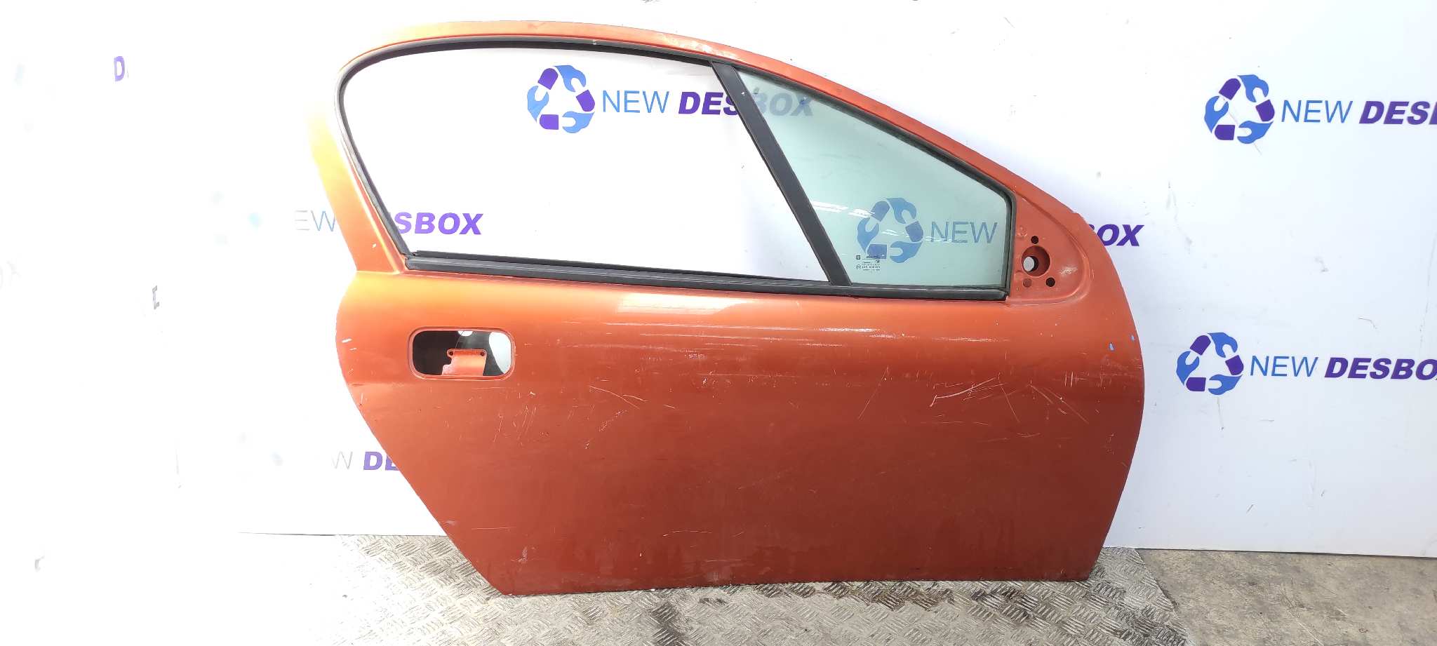 PUERTA DELANTERA DERECHA OPEL TIGRA 1.4