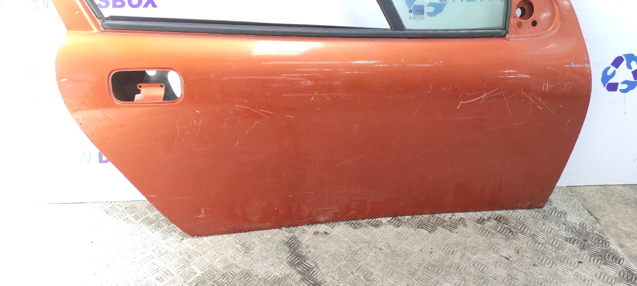 PUERTA DELANTERA DERECHA OPEL TIGRA 1.4 - vista 3