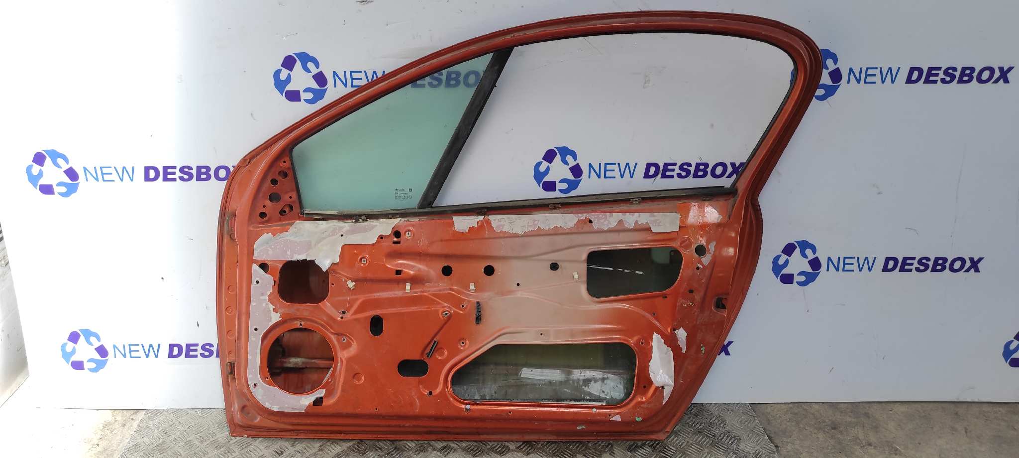 PUERTA DELANTERA DERECHA OPEL TIGRA 1.4 - vista 2