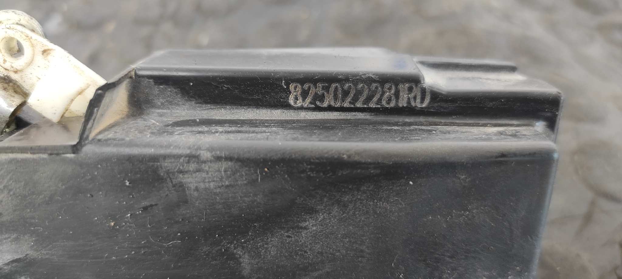 CERRADURA PUERTA TRASERA DERECHA DACIA SANDERO - vista 2