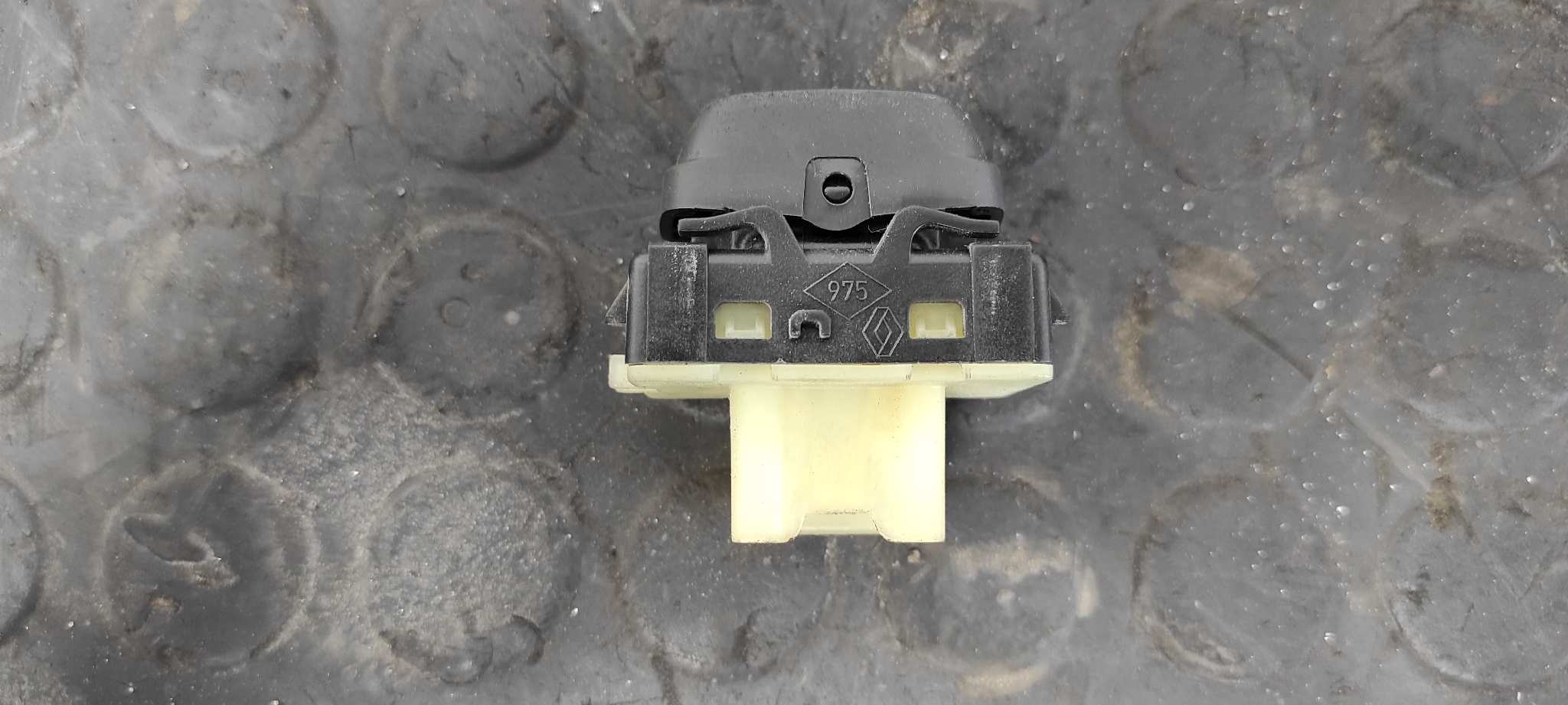 MANDO ELEVALUNAS DELANTERO IZQUIERDO DACIA SANDERO - vista 3