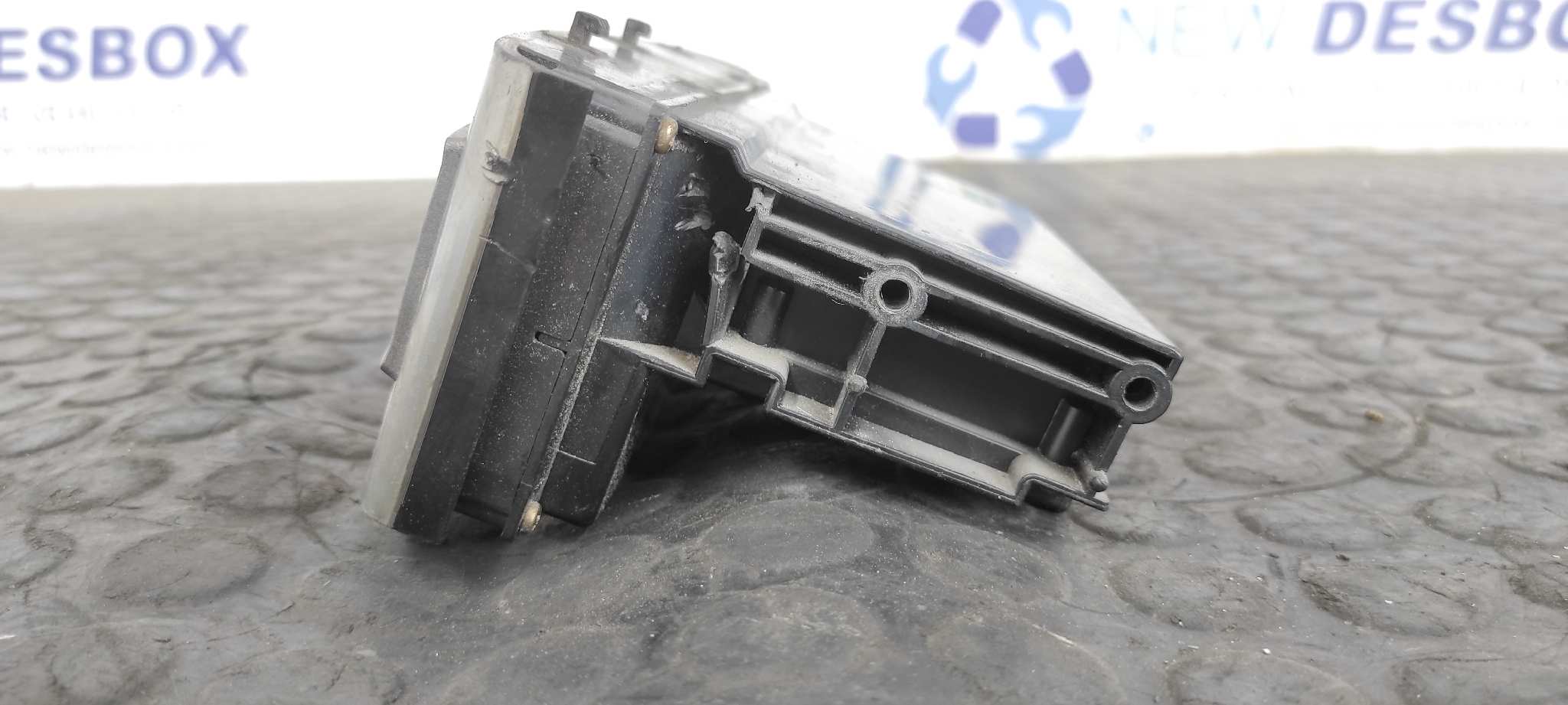 MANDO CLIMATIZADOR TOYOTA AVENSIS BERLINA (T25) - vista 4