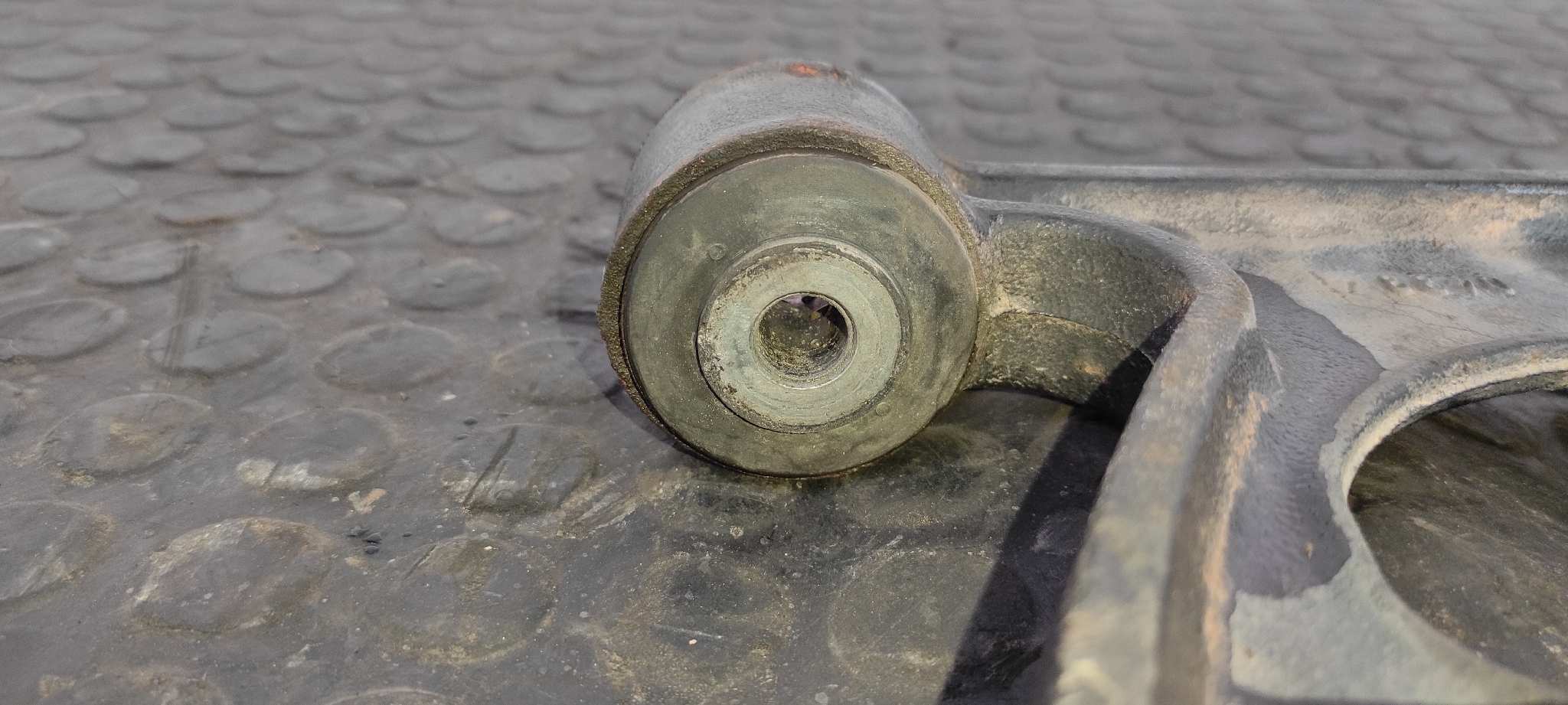 BRAZO DERECHO INFERIOR DELANTERO AUDI A3 (8P) - vista 7