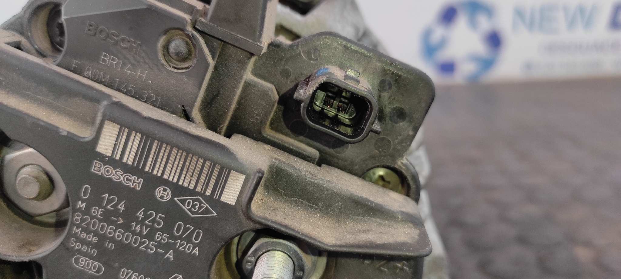 ALTERNADOR RENAULT MEGANE III BERLINA 5 P - vista 2