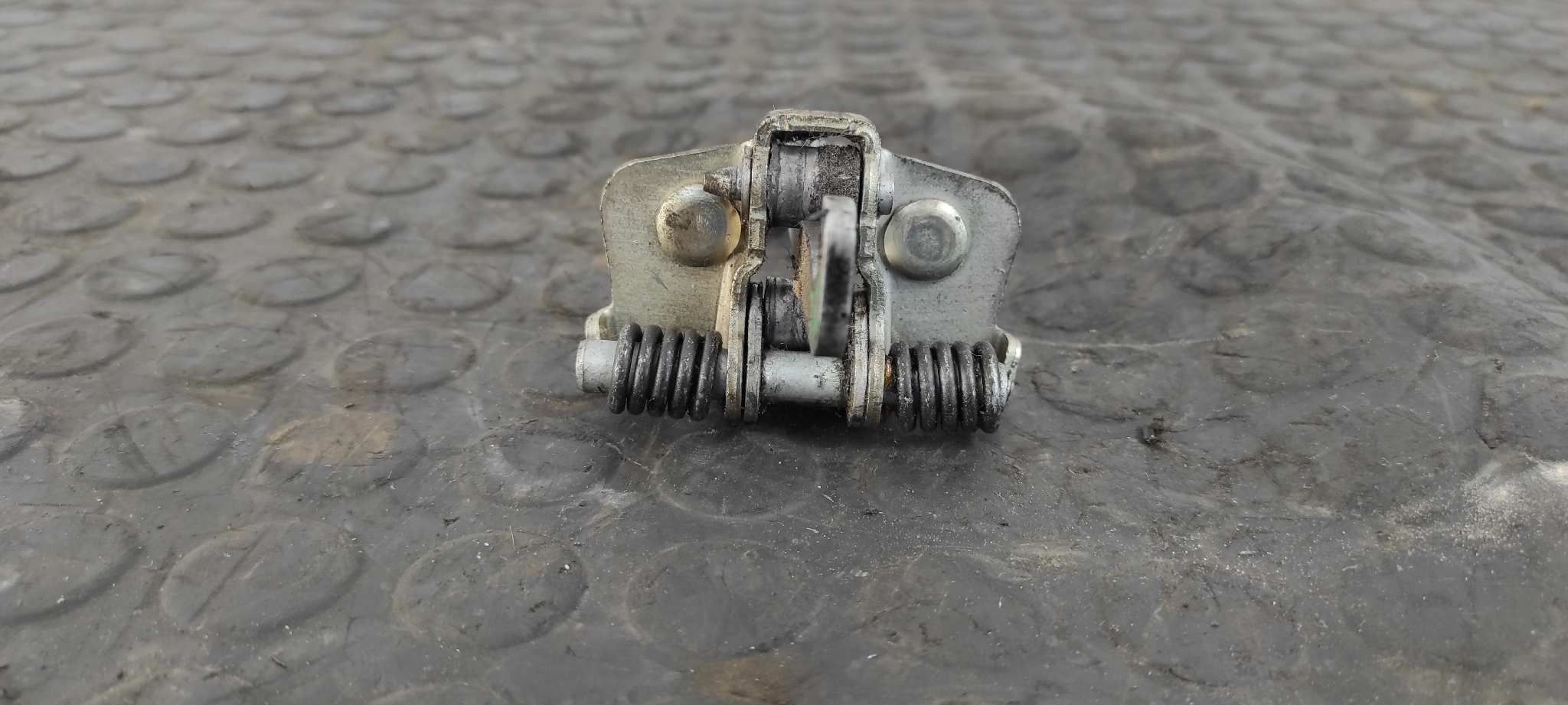 RETENEDOR PUERTA DERECHA DACIA SANDERO - vista 3