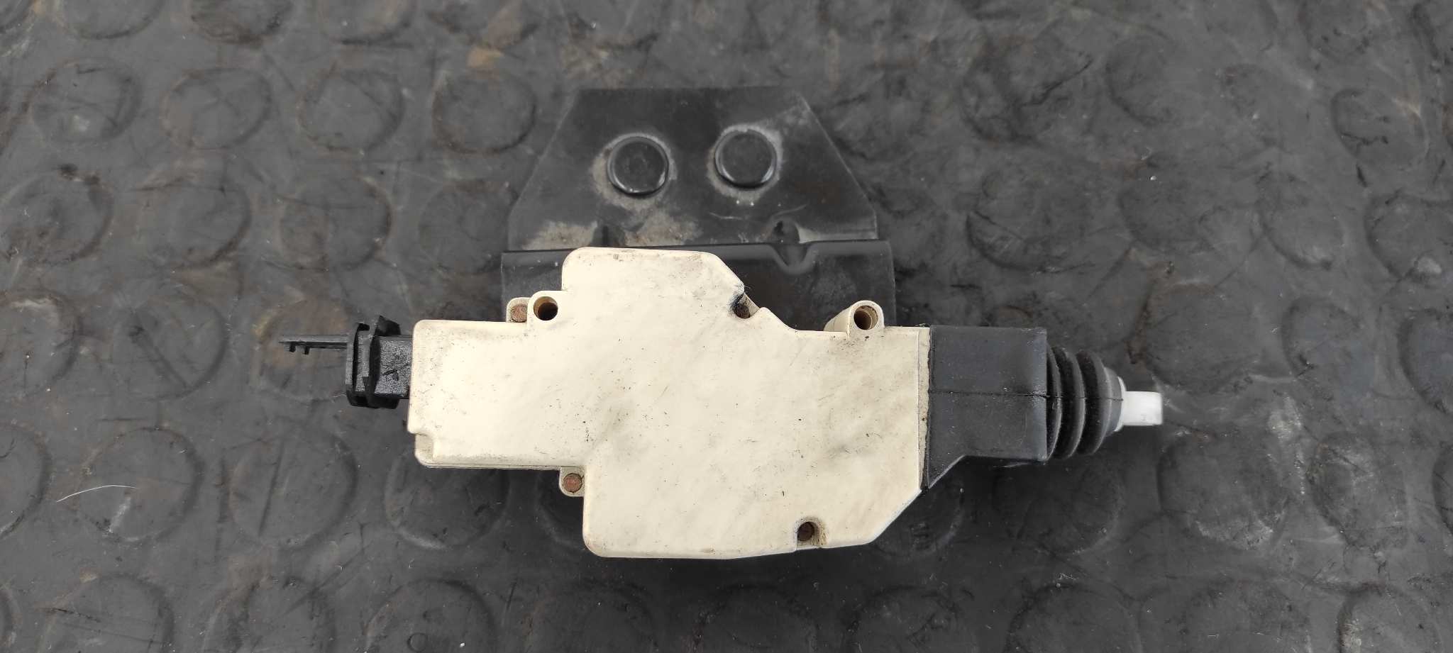 CERRADURA PUERTA TRASERA DERECHA FIAT DUCATO COMBI (DESDE 03.94)