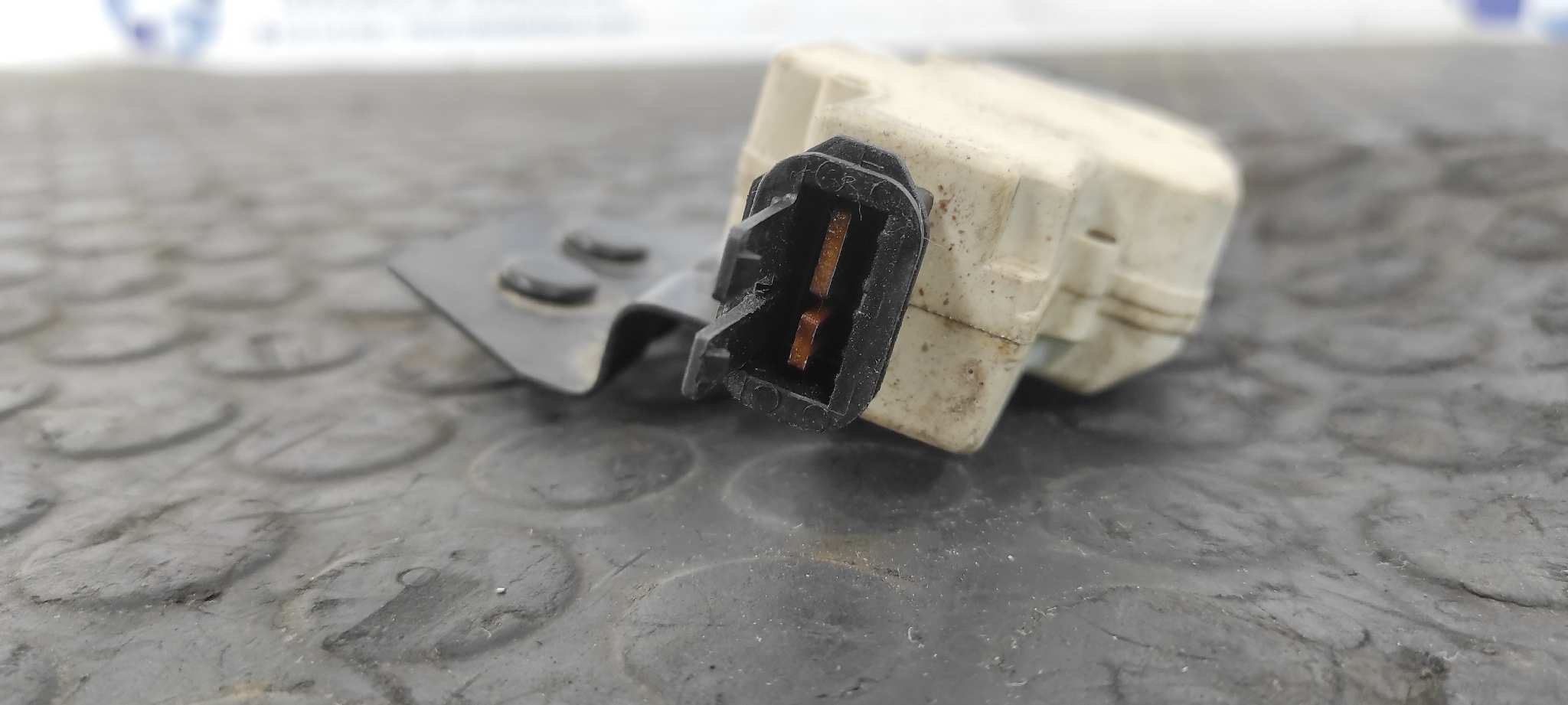 CERRADURA PUERTA TRASERA DERECHA FIAT DUCATO COMBI (DESDE 03.94) - vista 3