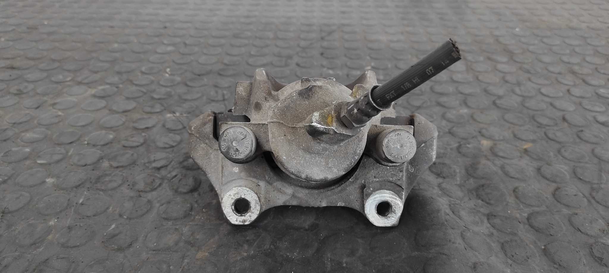 PINZA DE FRENO DELANTERA DERECHA DACIA SANDERO - vista 2