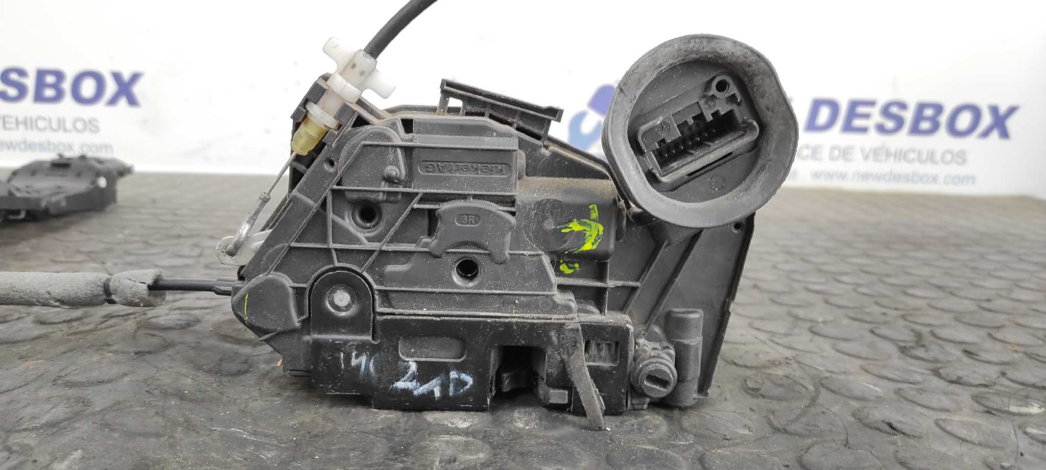 CERRADURA PUERTA TRASERA DERECHA VOLKSWAGEN GOLF VI (5K1) - vista 4