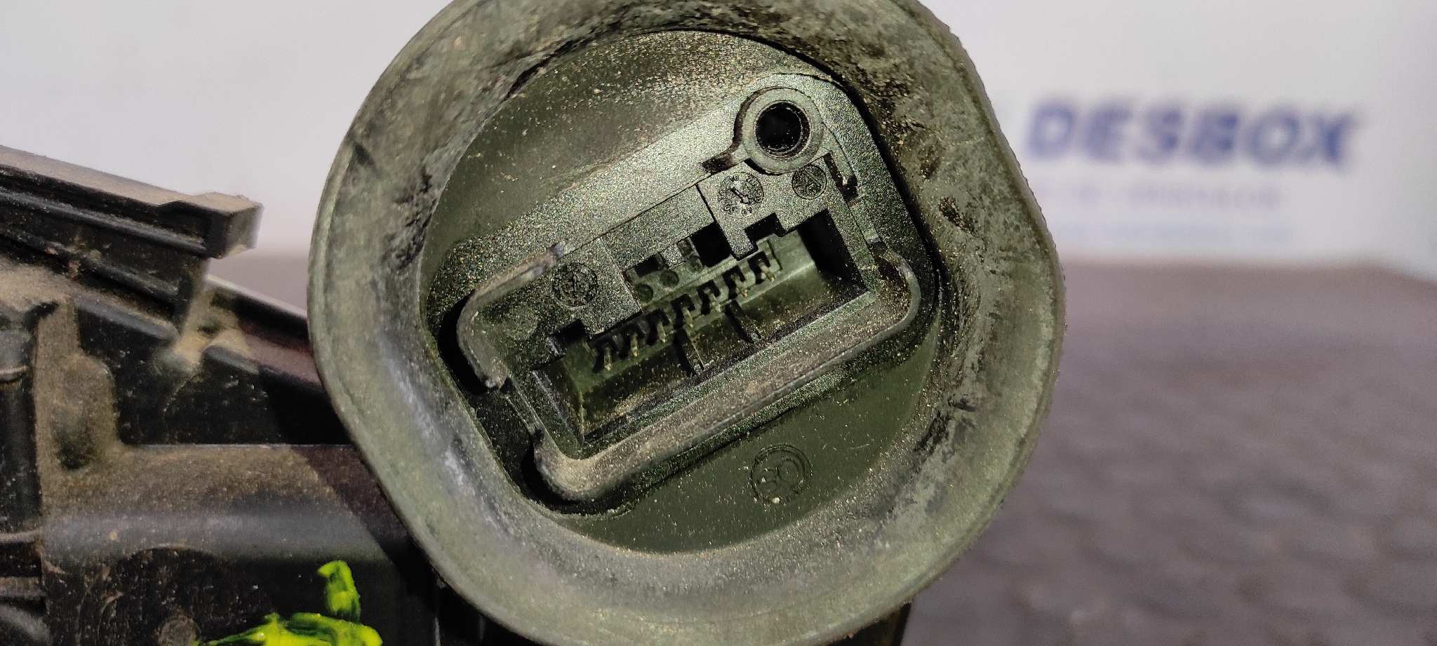 CERRADURA PUERTA TRASERA DERECHA VOLKSWAGEN GOLF VI (5K1) - vista 3