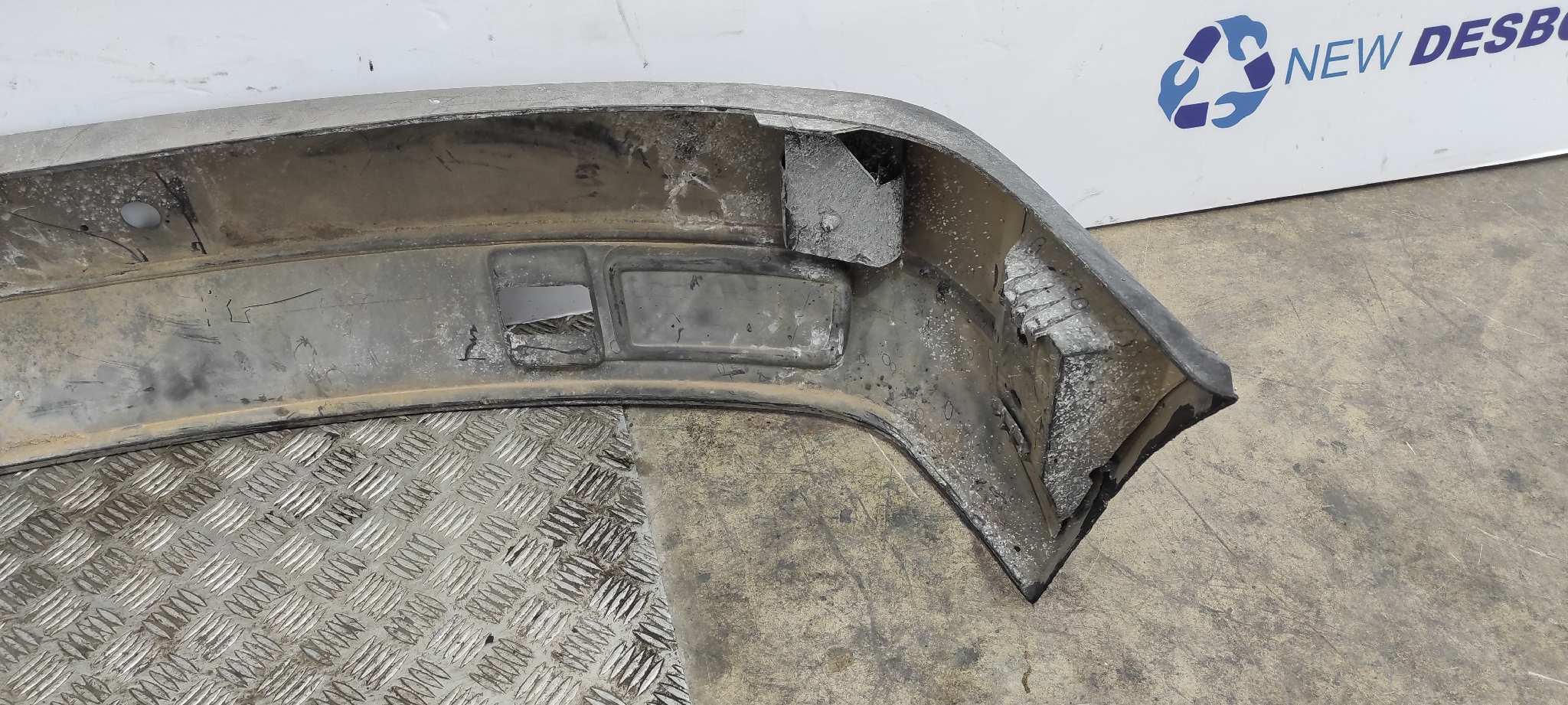 PARAGOLPES DELANTERO VOLKSWAGEN T4 TRANSPORTER/FURGONETA (MOD. 1991) - vista 8