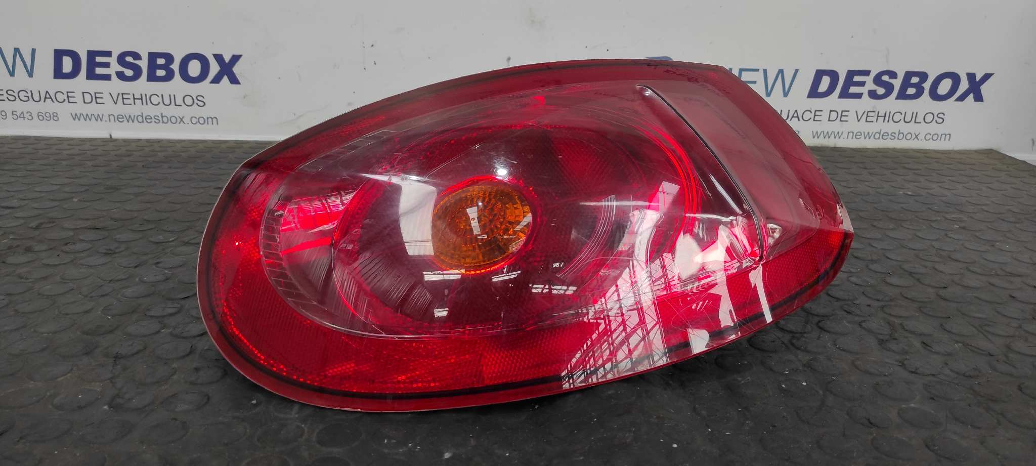 PILOTO TRASERO DERECHO FIAT BRAVO (198)