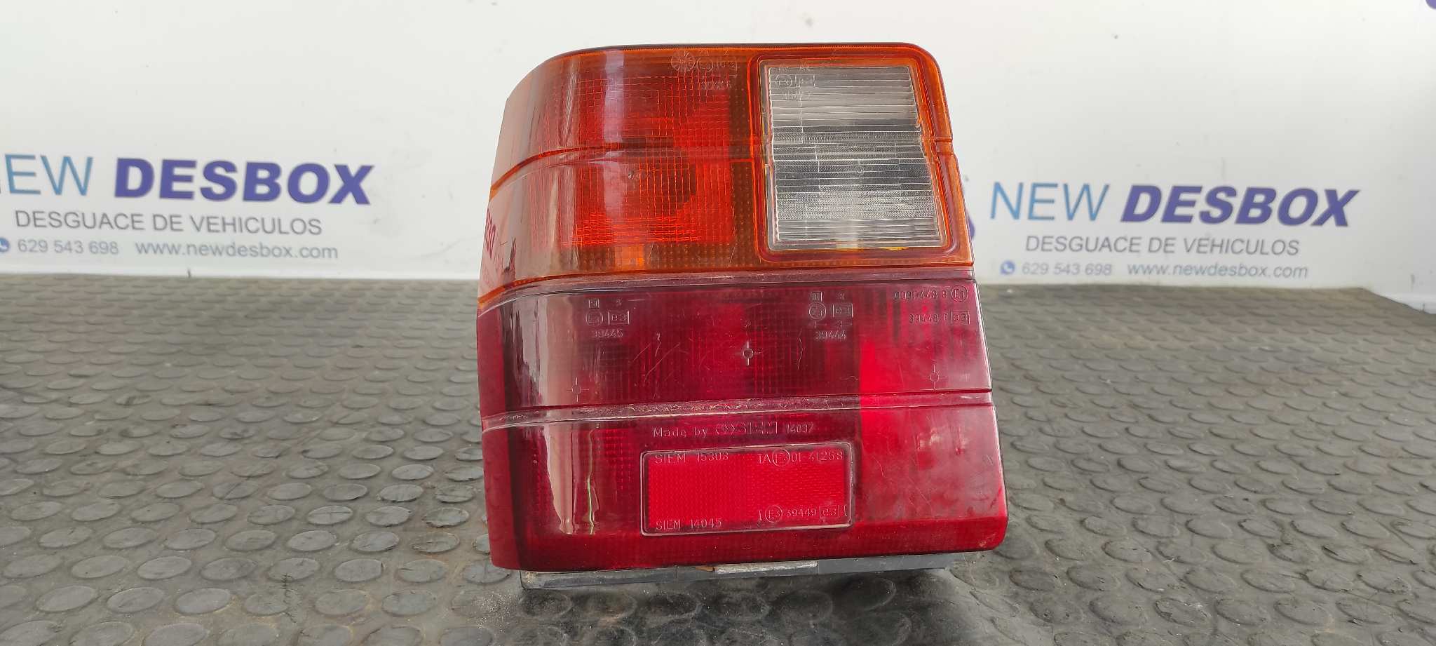 PILOTO TRASERO IZQUIERDO FIAT UNO (146)