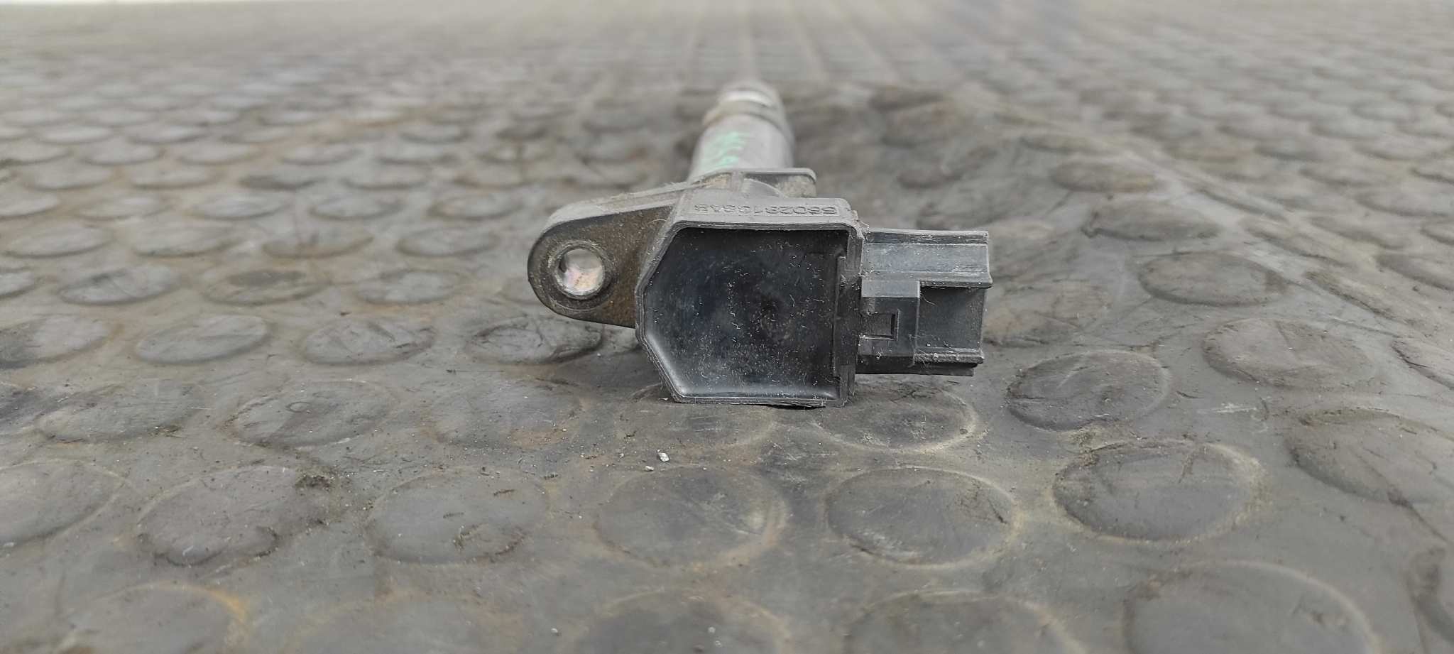 BOBINA ENCENDIDO CHRYSLER JEEP GR.CHEROKEE (WJ/WG) - vista 4