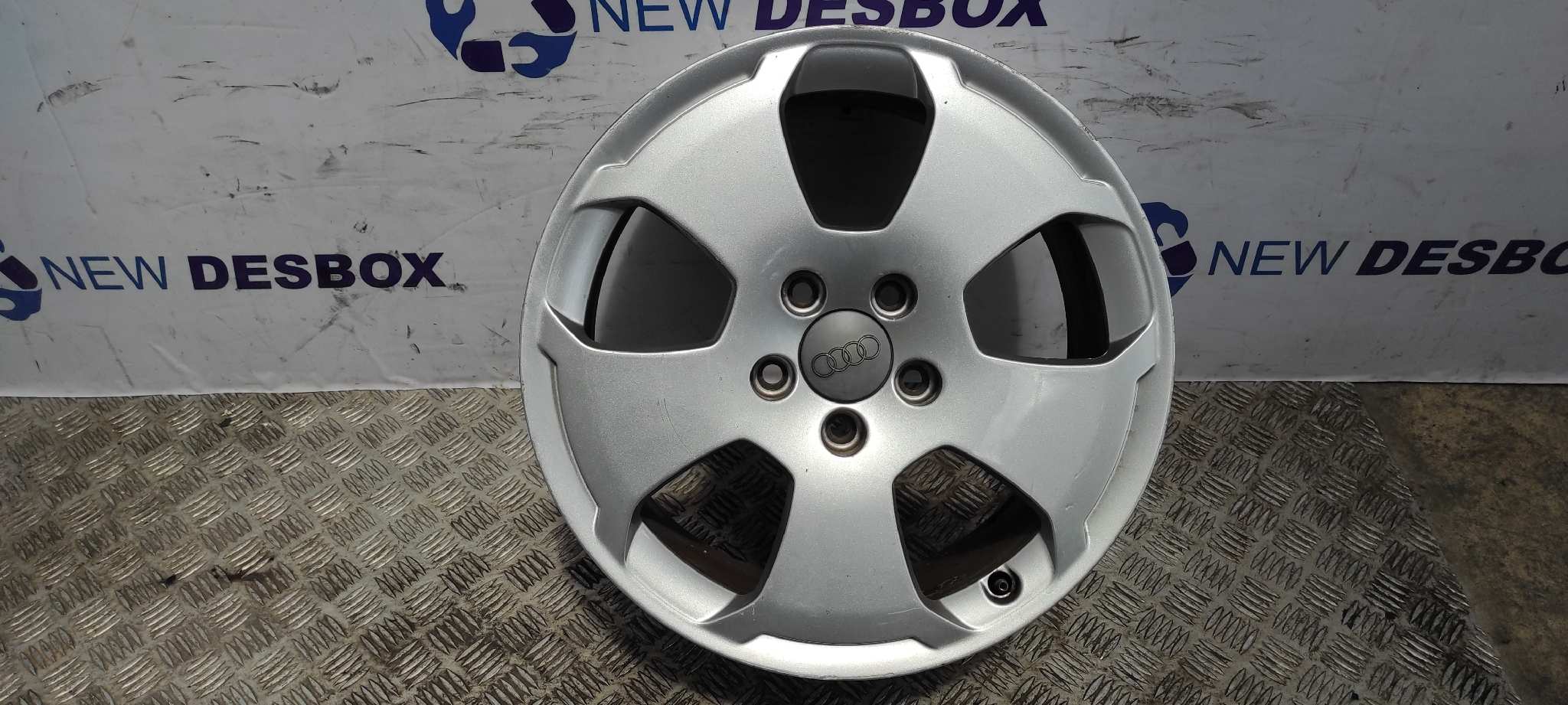 JUEGO LLANTAS AUDI A3 (8P) - vista 6