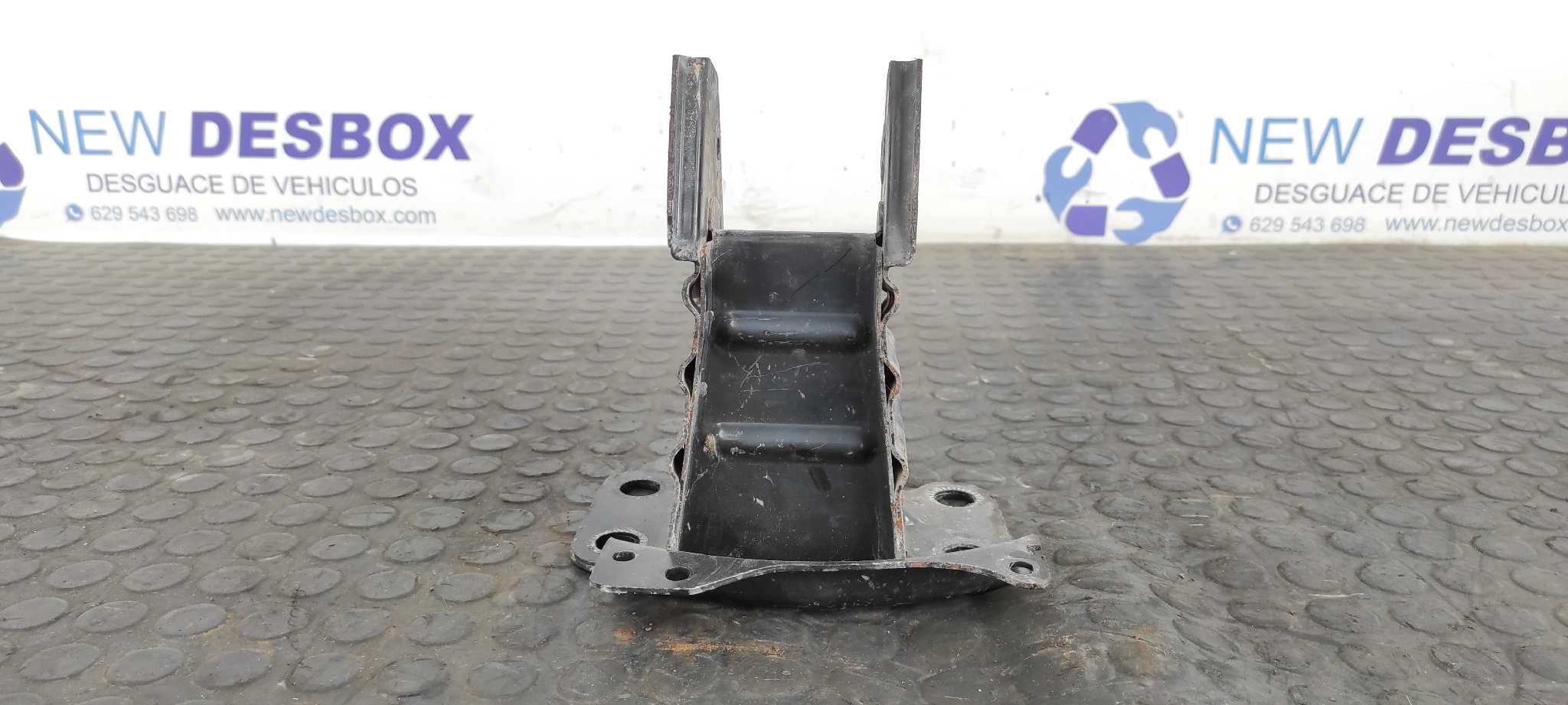 REFUERZO PARAGOLPES DELANTERO AUDI A3 (8P) - vista 2