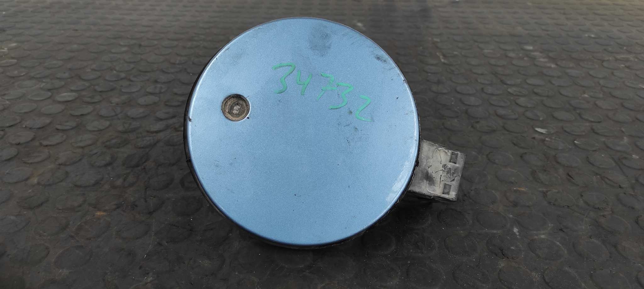 TAPA EXTERIOR COMBUSTIBLE FORD TOURNEO CONNECT (TC7)