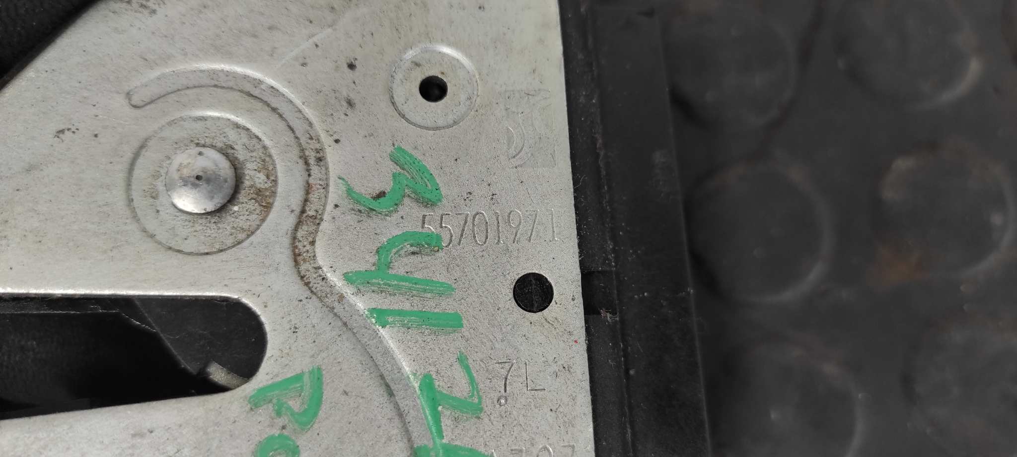 CERRADURA MALETERO / PORTON FIAT BRAVO (198) - vista 3