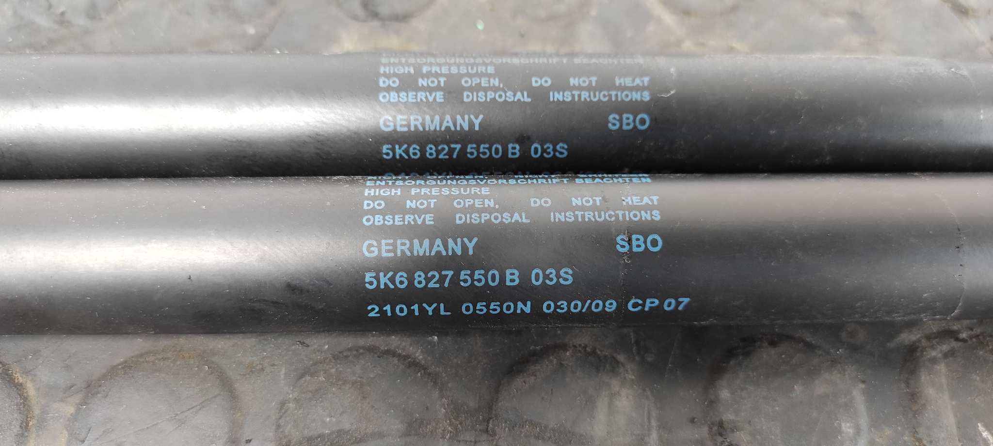 AMORTIGUADORES MALETERO / PORTON VOLKSWAGEN GOLF VI (5K1) - vista 2