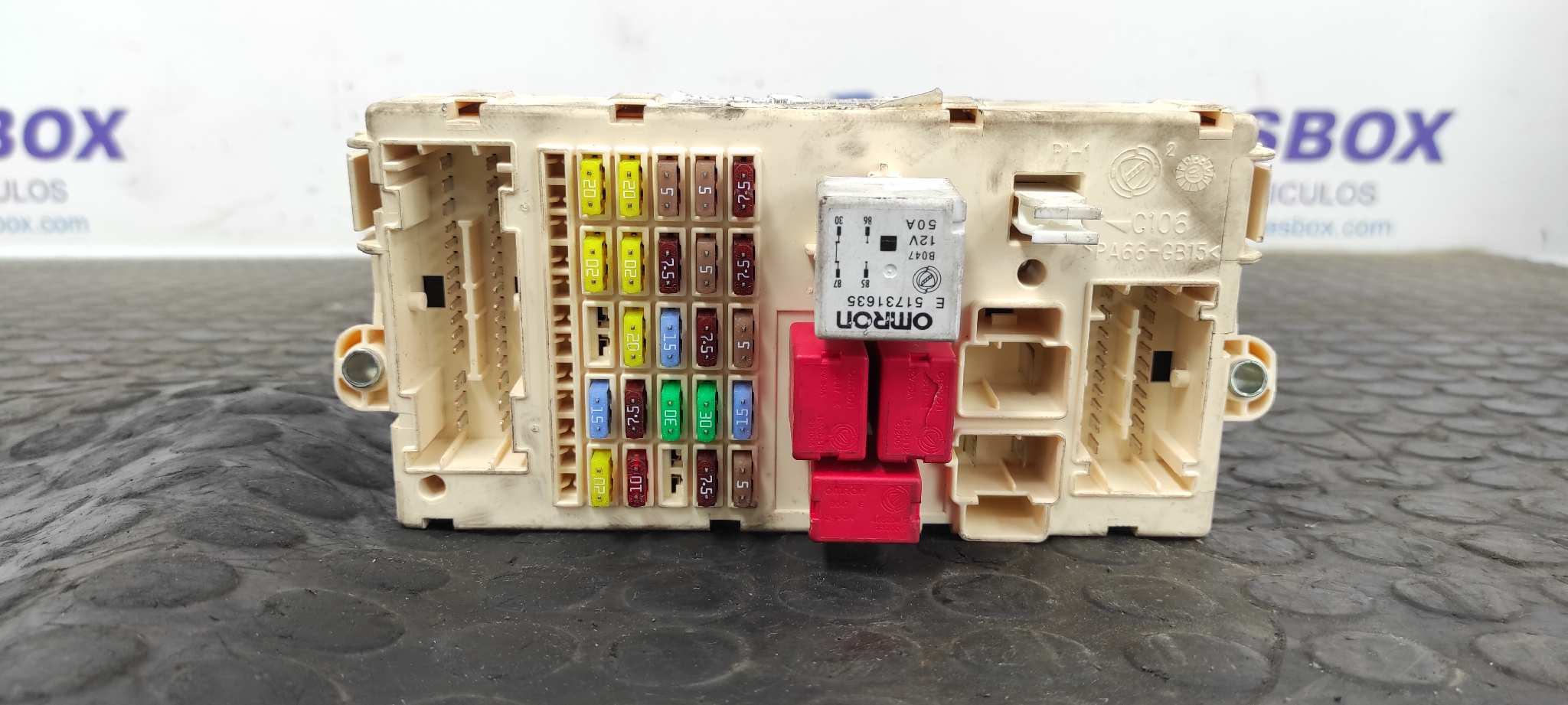 CAJA RELES / FUSIBLES FIAT BRAVO (198)