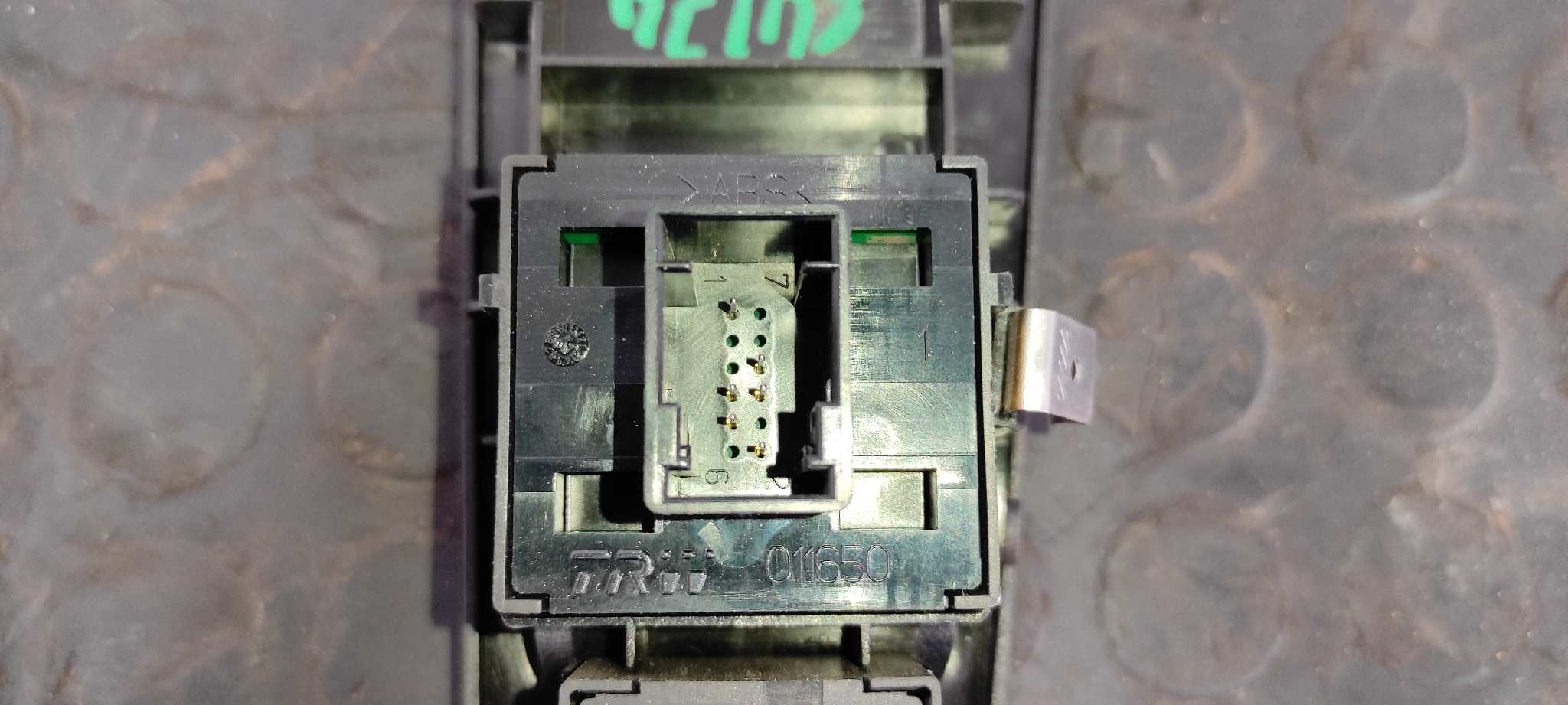 MANDO ELEVALUNAS DELANTERO IZQUIERDO FIAT BRAVO (198) - vista 3