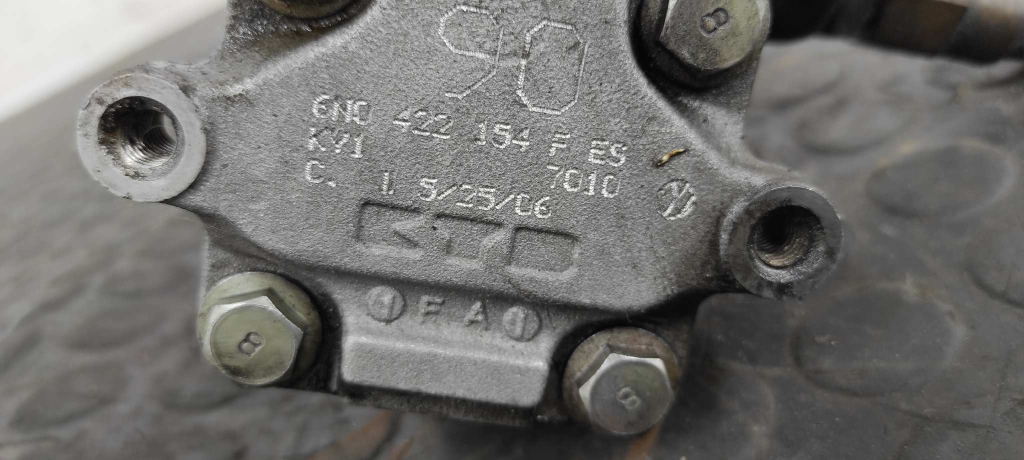 BOMBA DIRECCION SEAT CORDOBA BERLINA (6K2) - vista 4