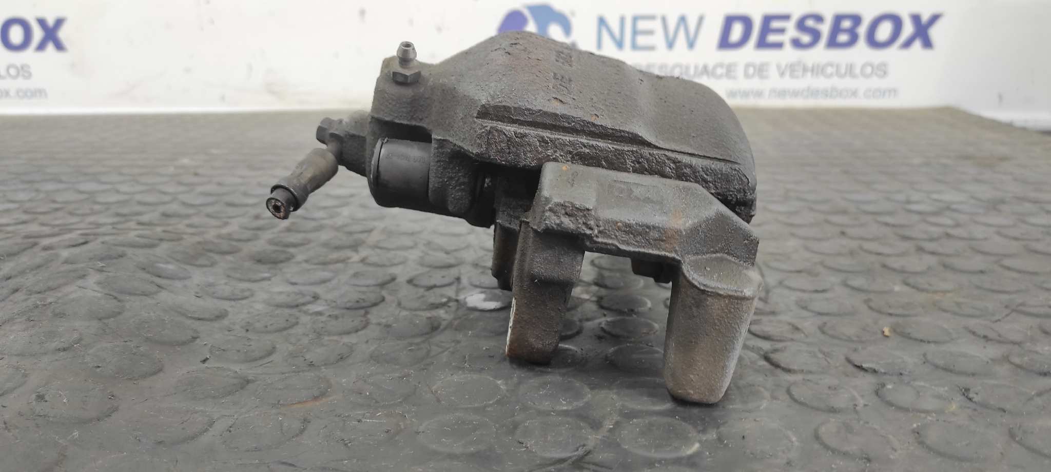 PINZA DE FRENO DELANTERA DERECHA AUDI A3 (8P) - vista 3