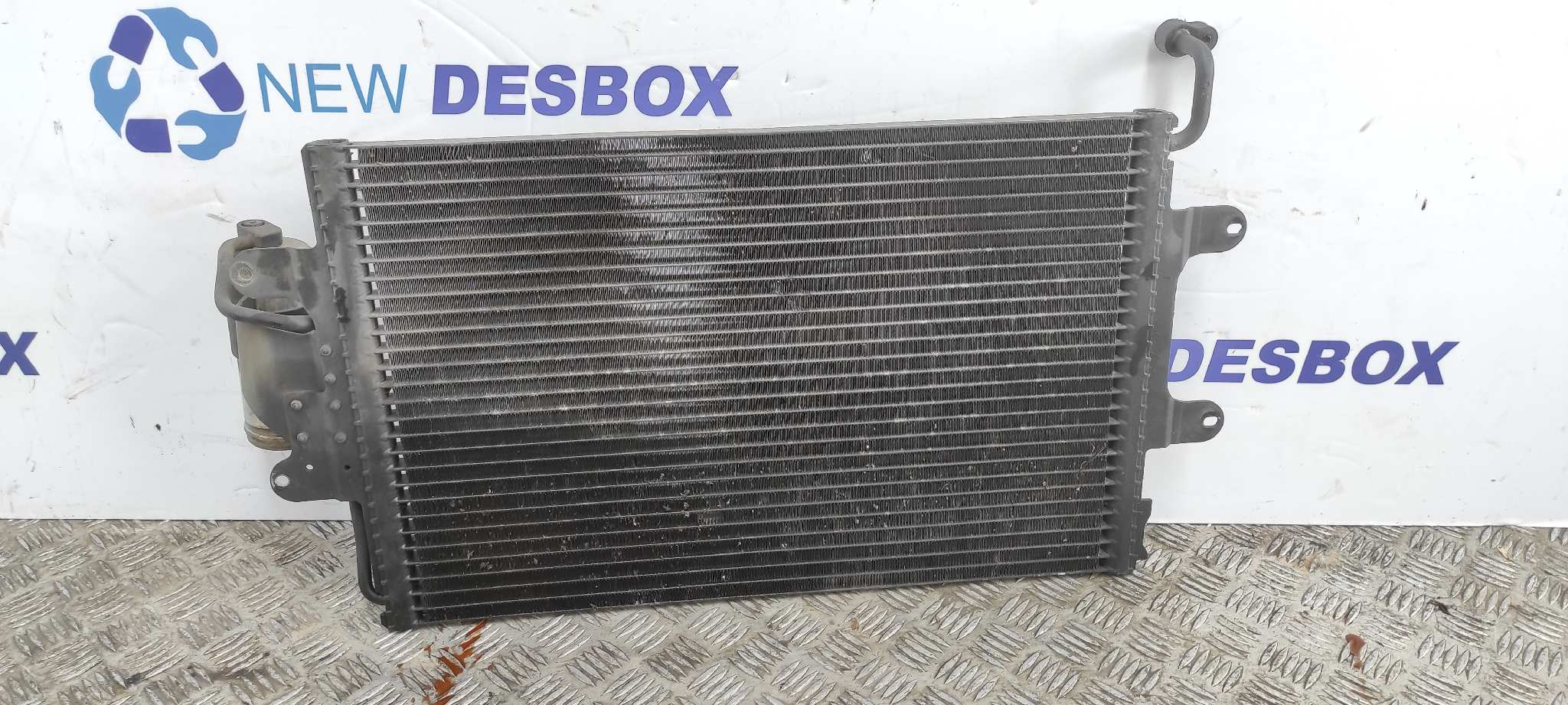 CONDENSADOR / RADIADOR  AIRE ACONDICIONADO SEAT CORDOBA BERLINA (6K2) - vista 4