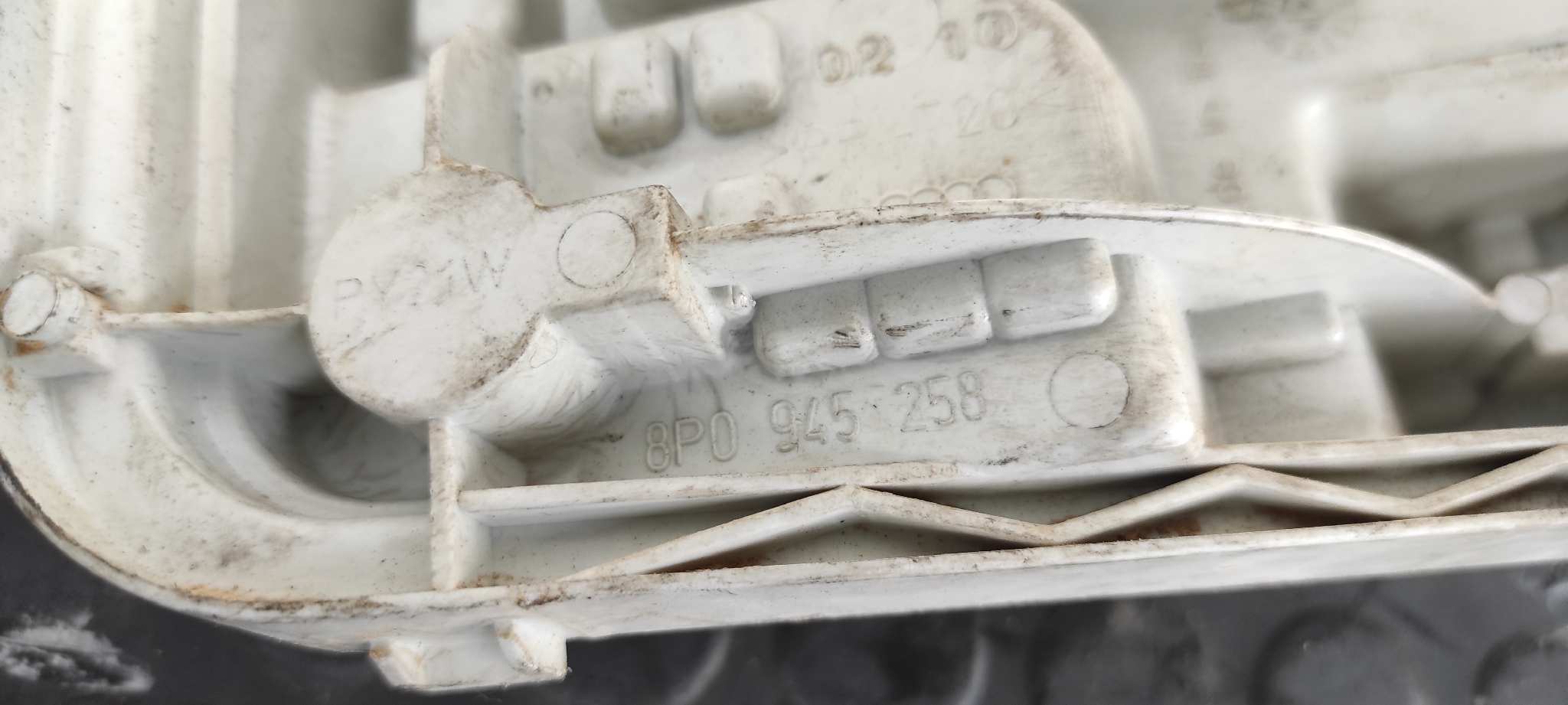 PORTALAMPARAS AUDI A3 (8P) - vista 4