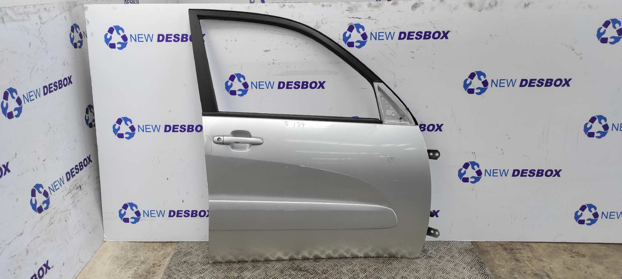 PUERTA DELANTERA DERECHA TOYOTA RAV 4 (A2)