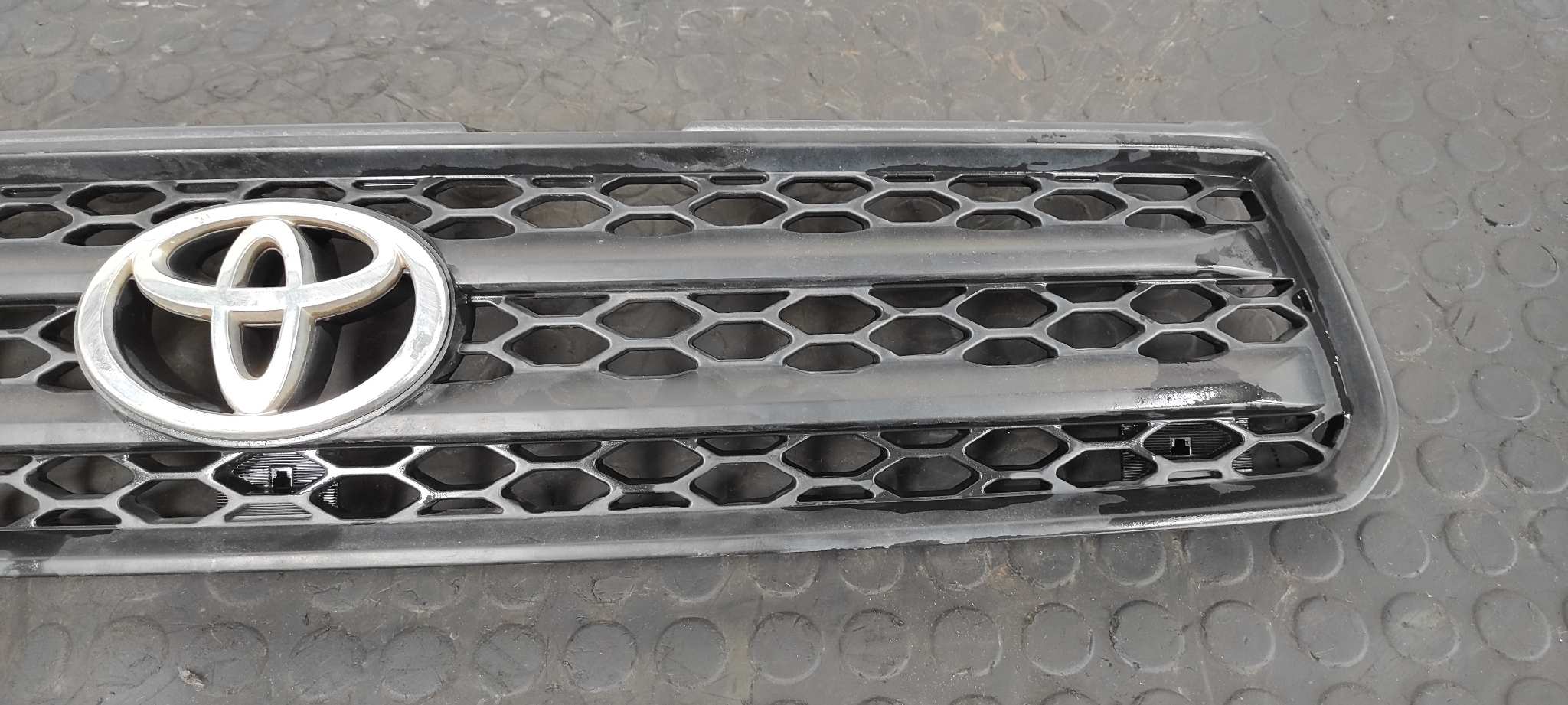 REJILLA DELANTERA TOYOTA RAV 4 (A2) - vista 9