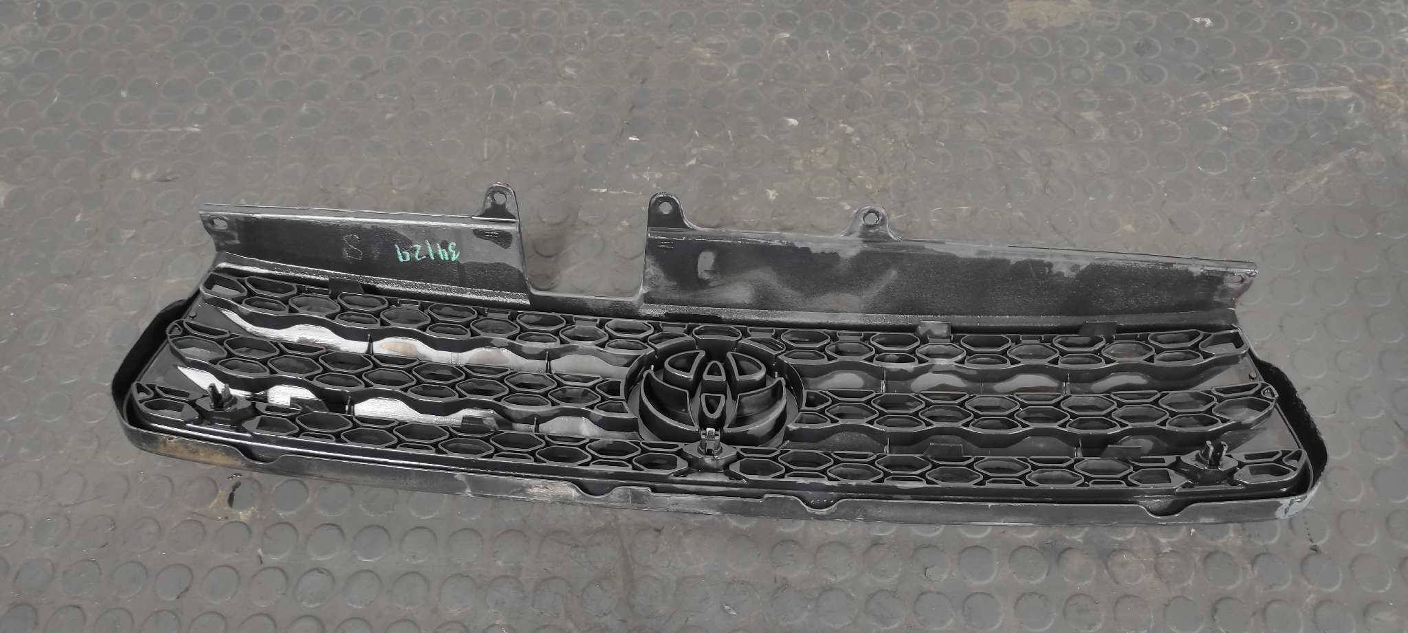 REJILLA DELANTERA TOYOTA RAV 4 (A2) - vista 4