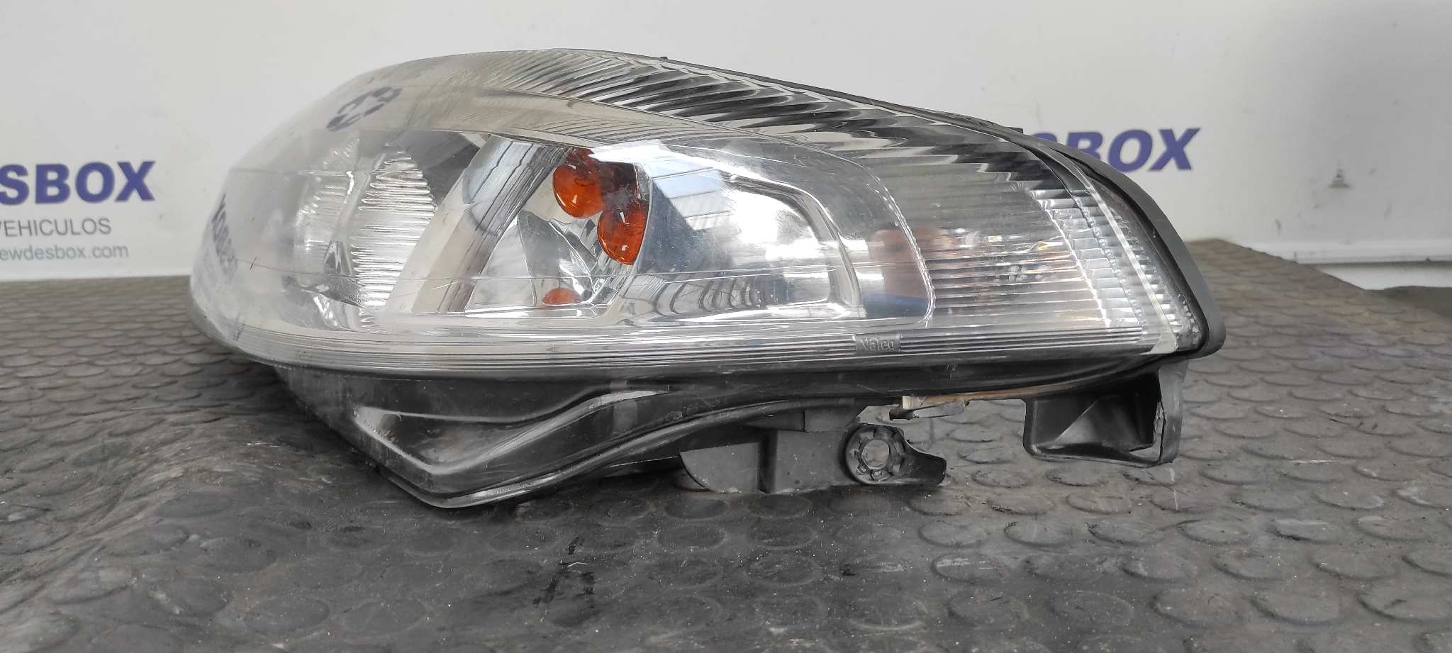 FARO IZQUIERDO RENAULT LAGUNA II (BG0) - vista 2
