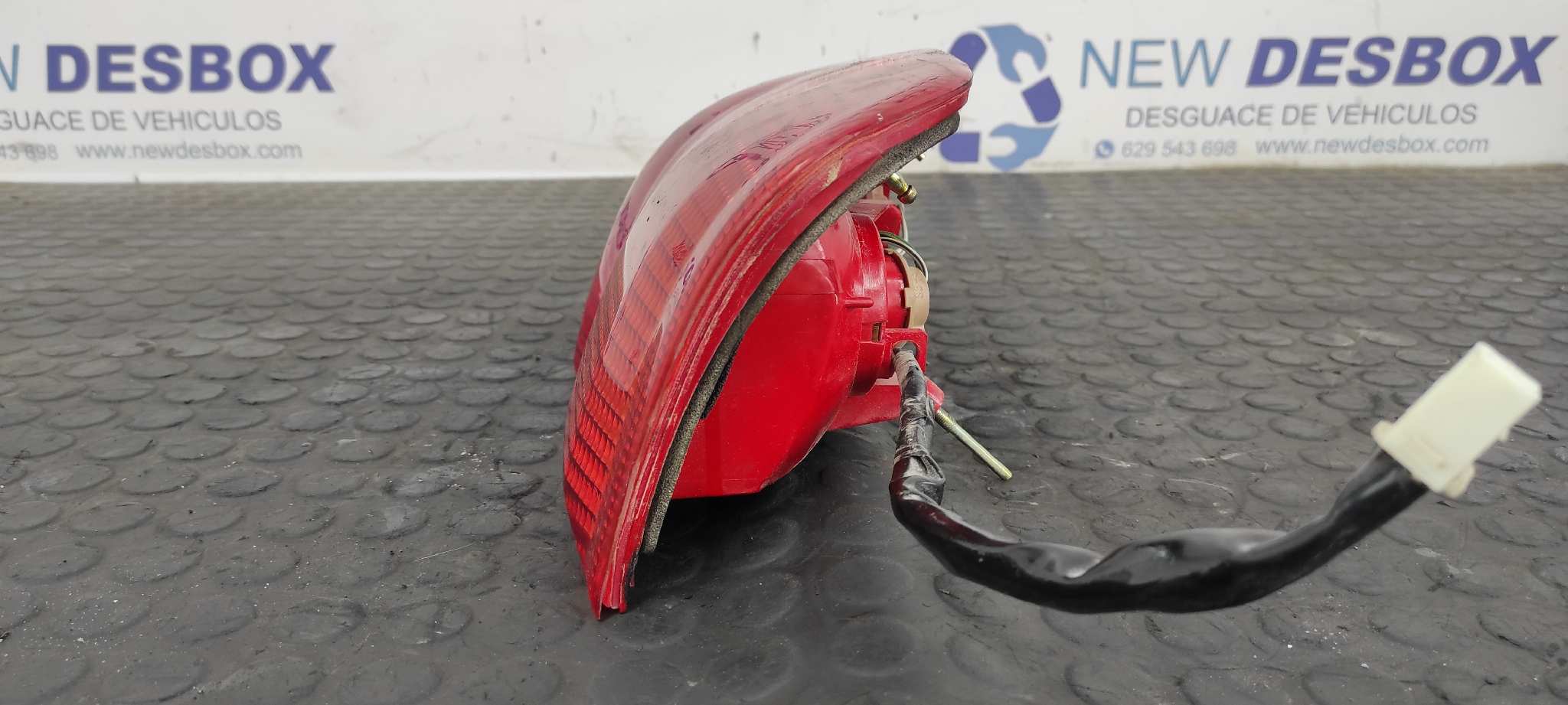 PILOTO TRASERO DERECHO TOYOTA RAV 4 (A2) - vista 8