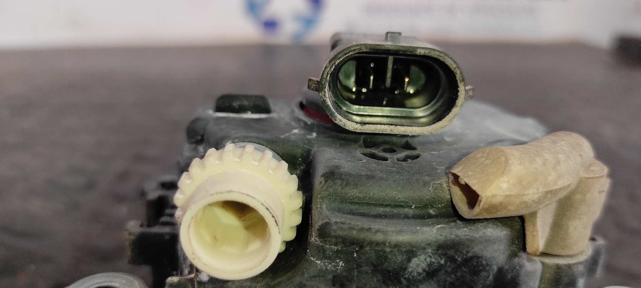 FARO ANTINIEBLA DERECHO PEUGEOT 307 BREAK/SW (S2) - vista 2