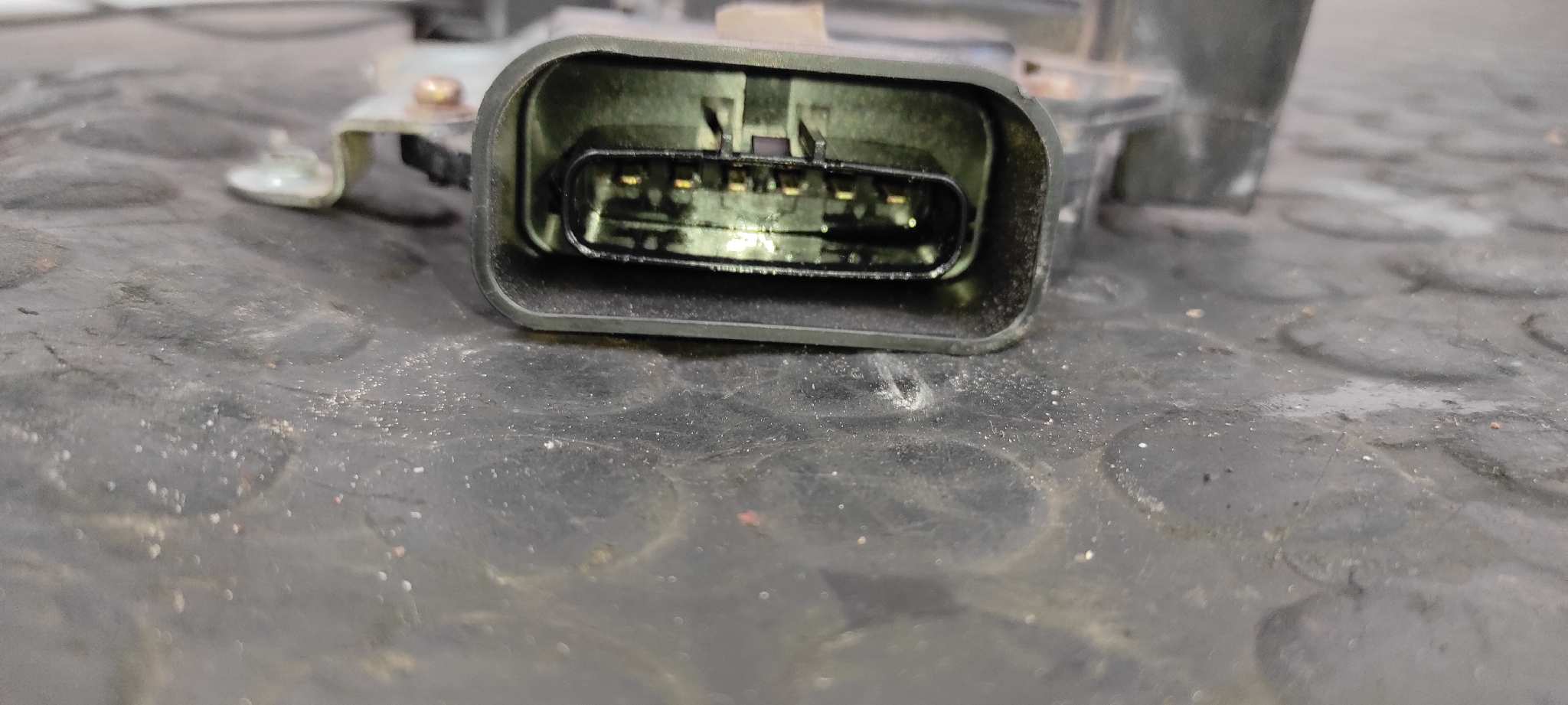 CERRADURA PUERTA DELANTERA IZQUIERDA TOYOTA RAV 4 (A2) - vista 2